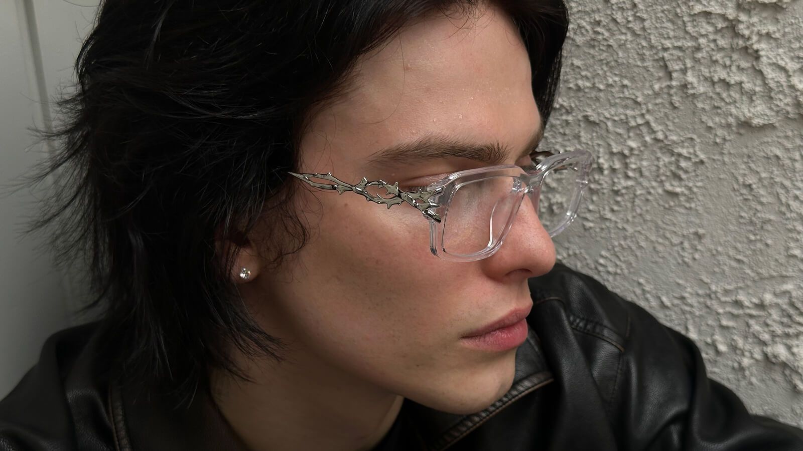 Vooglam Thorn Temple Glasses: IG Side Profile Trend Guide
