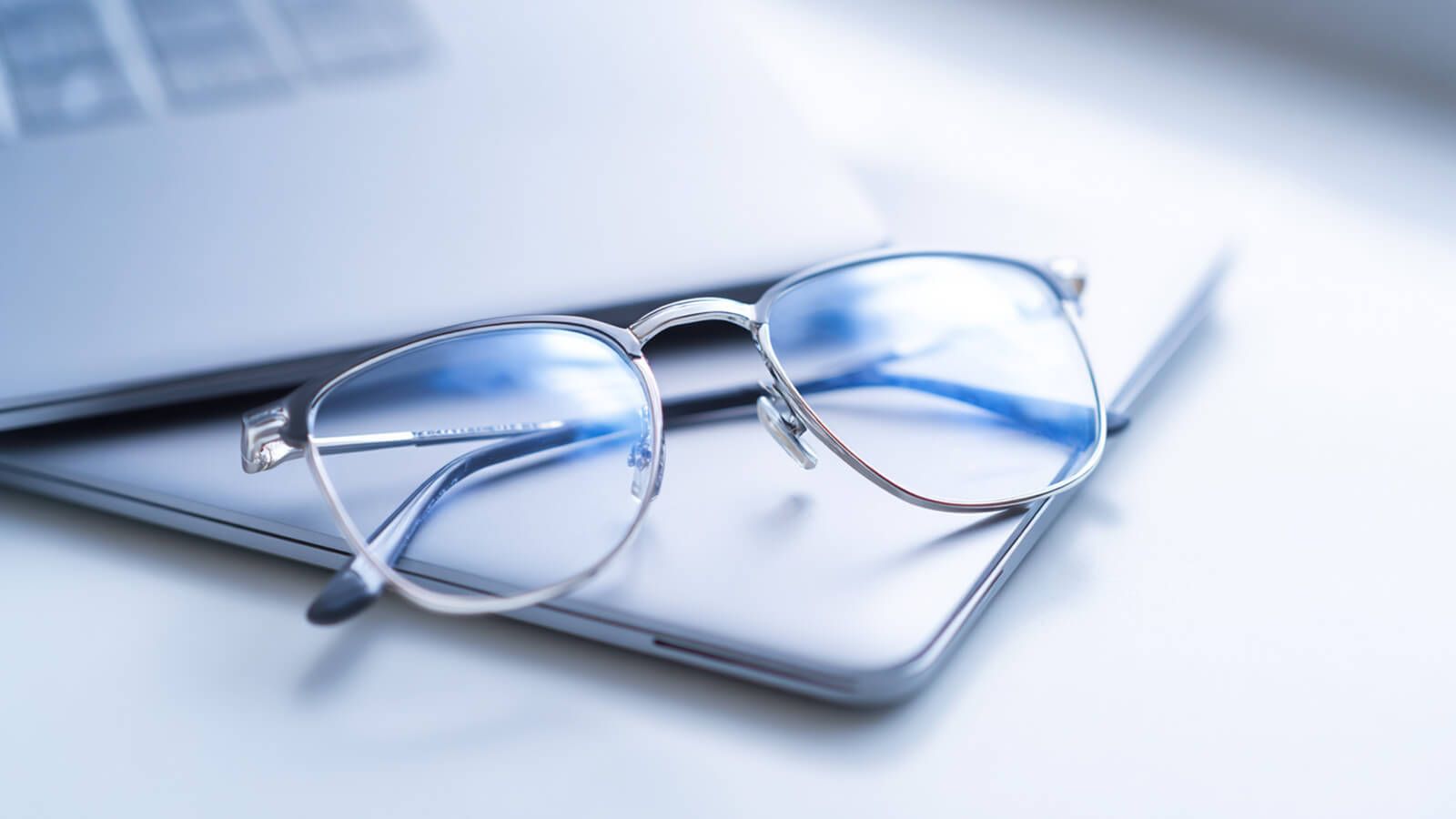 Best Blue Light Glasses 2026: Why Vooglam is Top Rated