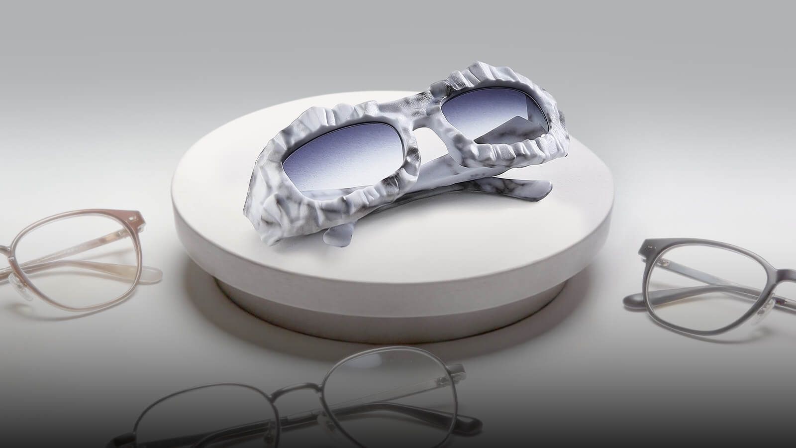 Experimental Eyewear: When Glasses Become Wearable Art