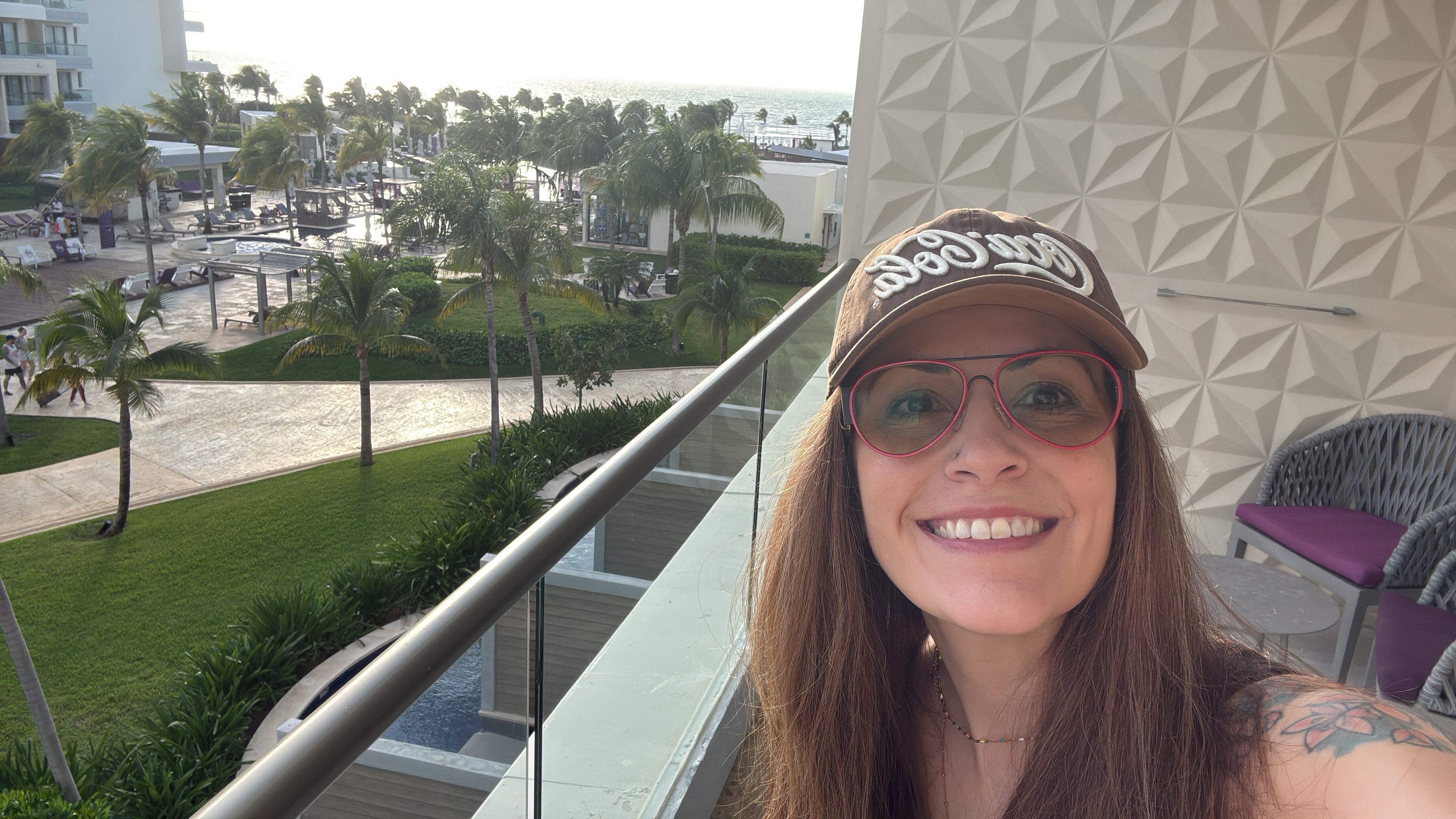 Vooglam review from Erin: Funky frames