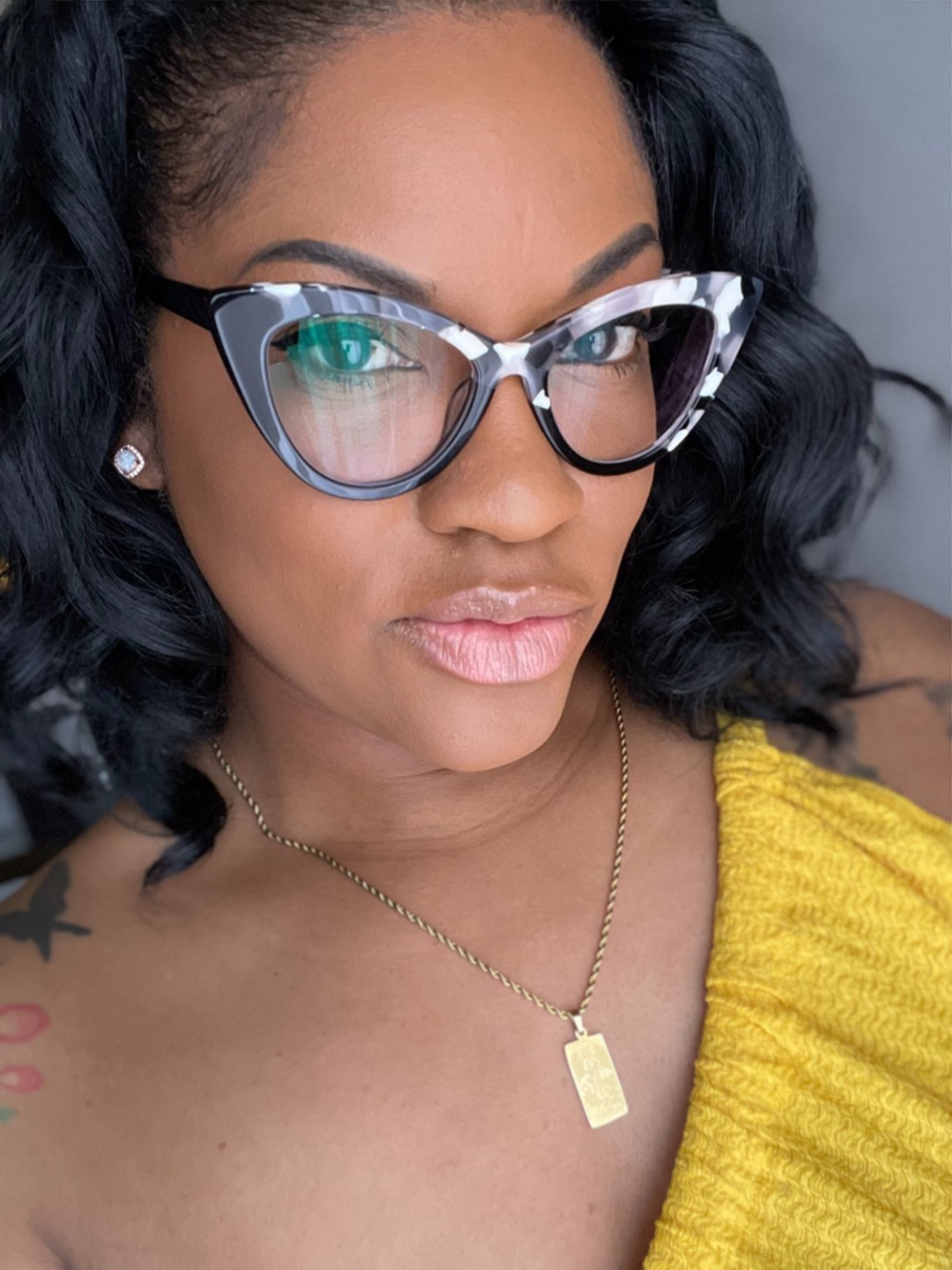 Vooglam review from Porsha G: Nice cat eye