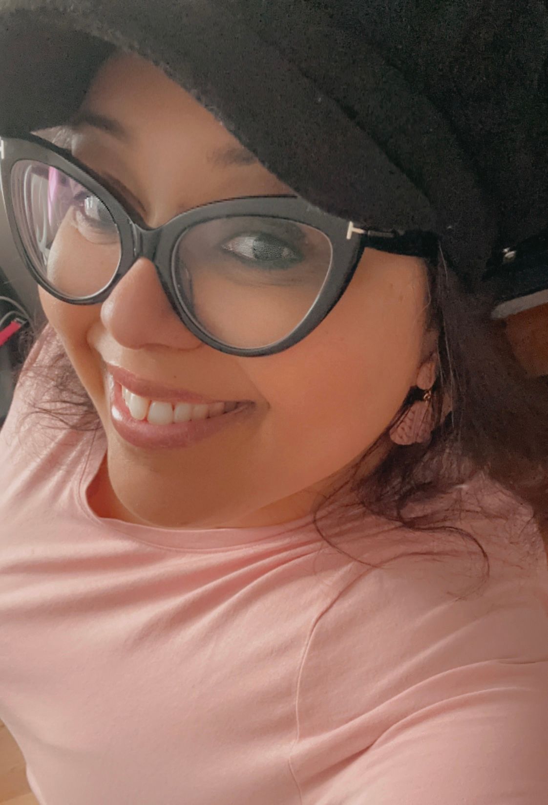 Vooglam review from Jovi: Black Cateye