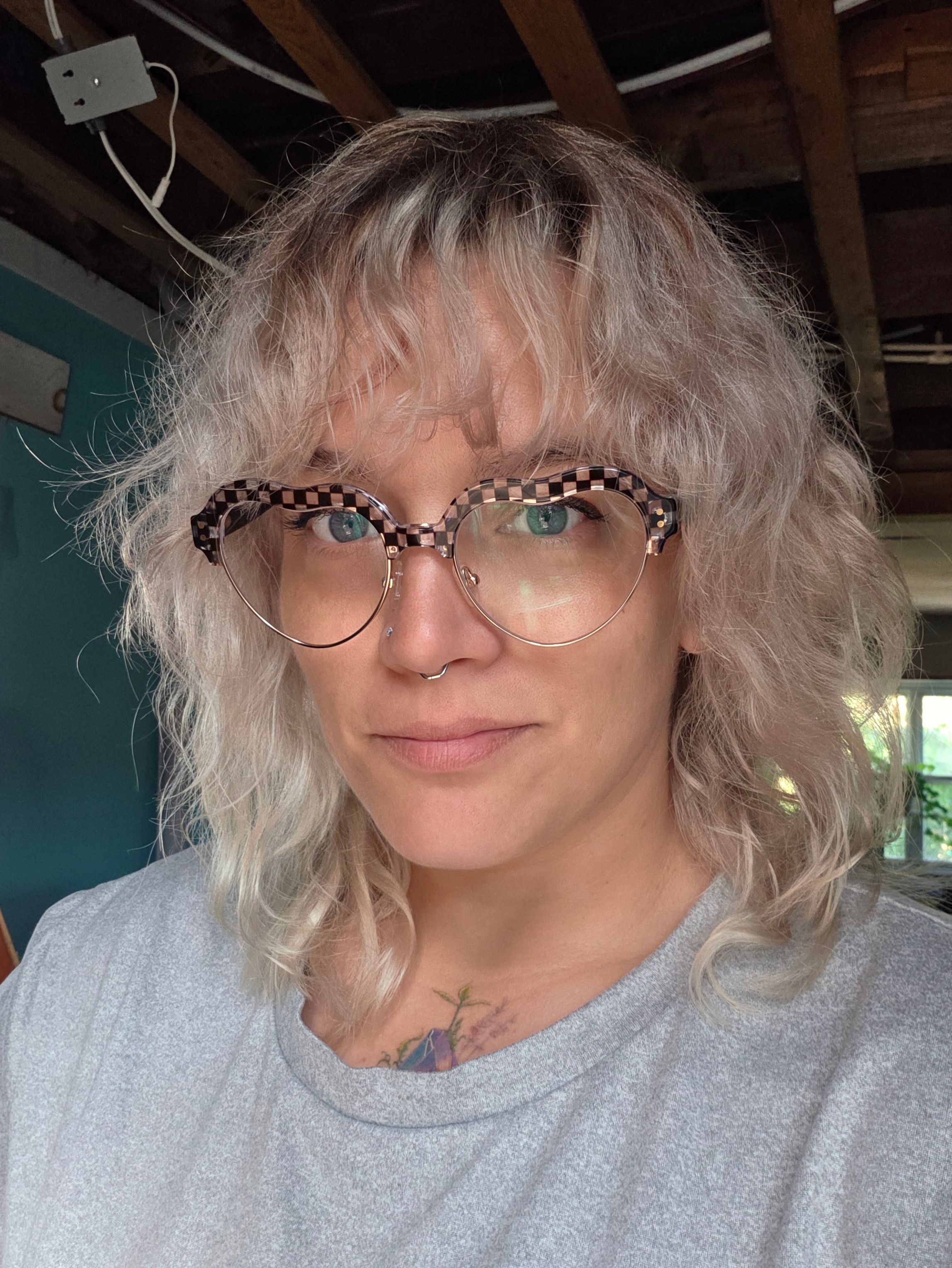 Vooglam review by Teena Risser on Hannah: edgy love - Image 1