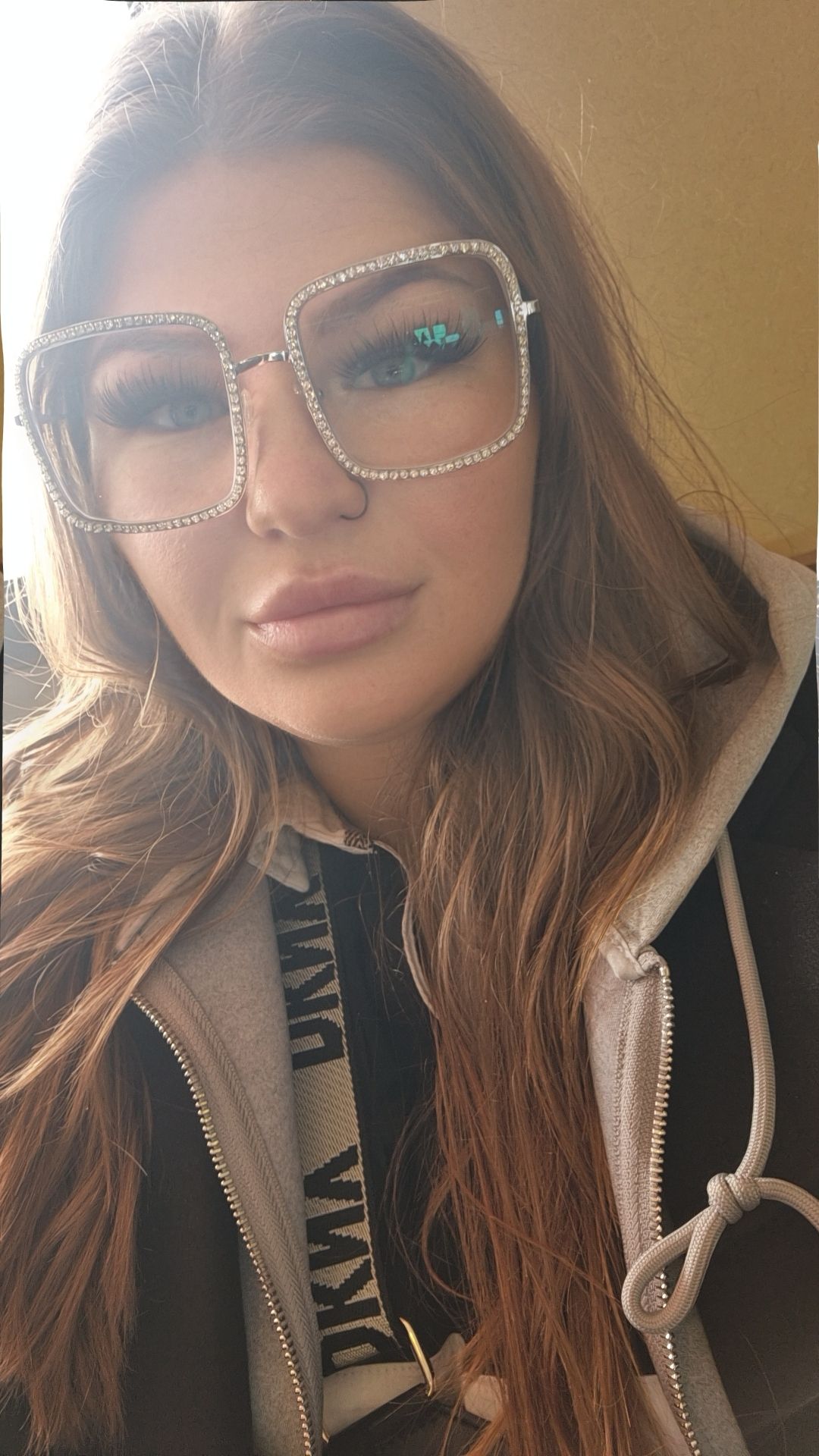 Vooglam review by Lily-Ann on Kafele: Bobby Dazzlers - Image 1