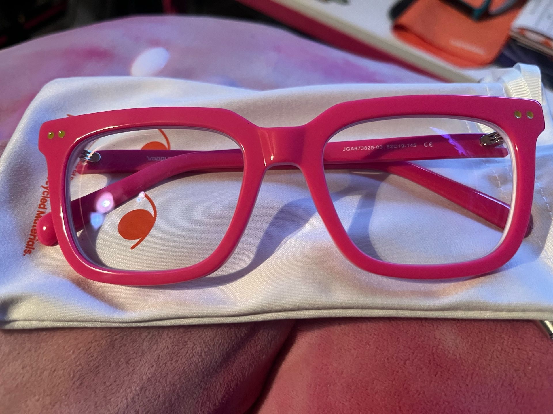 Vooglam review from Jerry: Pink Remix II