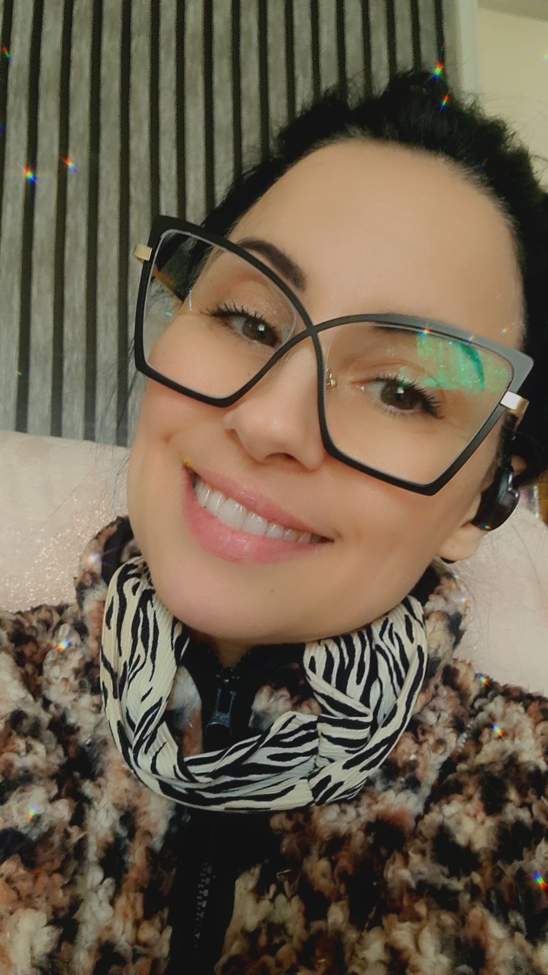 Vooglam review from Maria: Square vibe