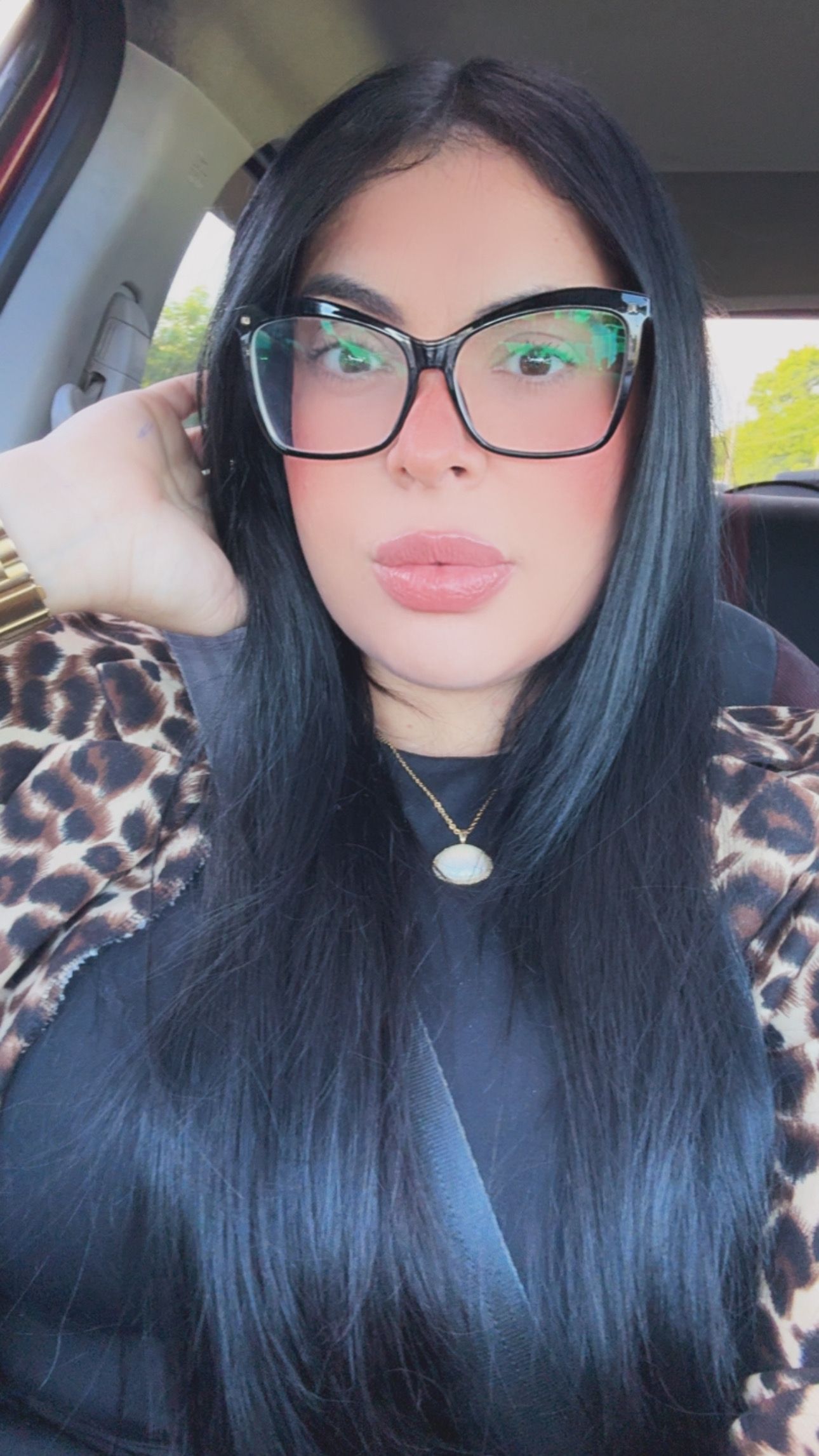 Vooglam review from Mery: preciosos