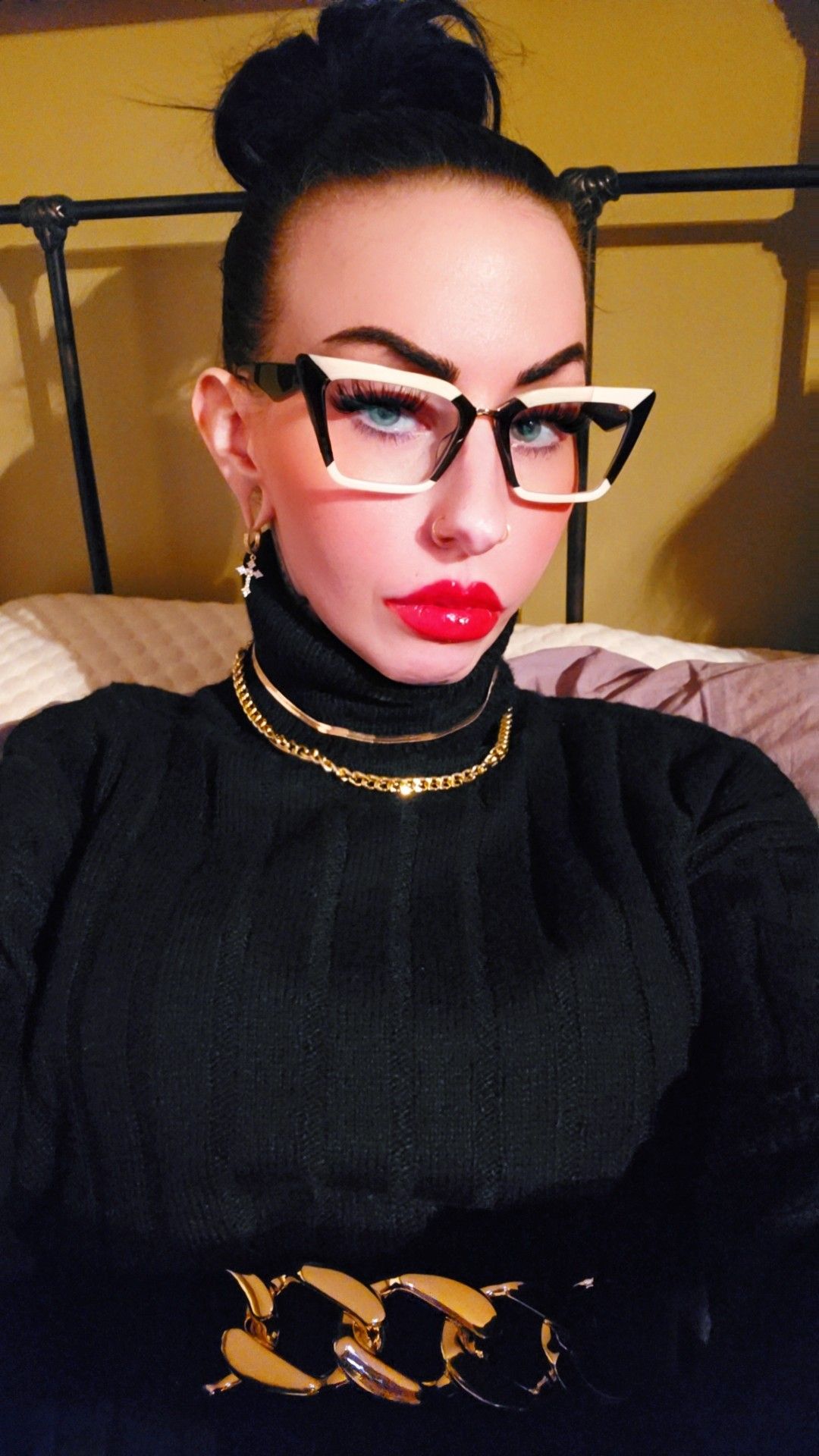Vooglam review from Kayla: love the retro vibe