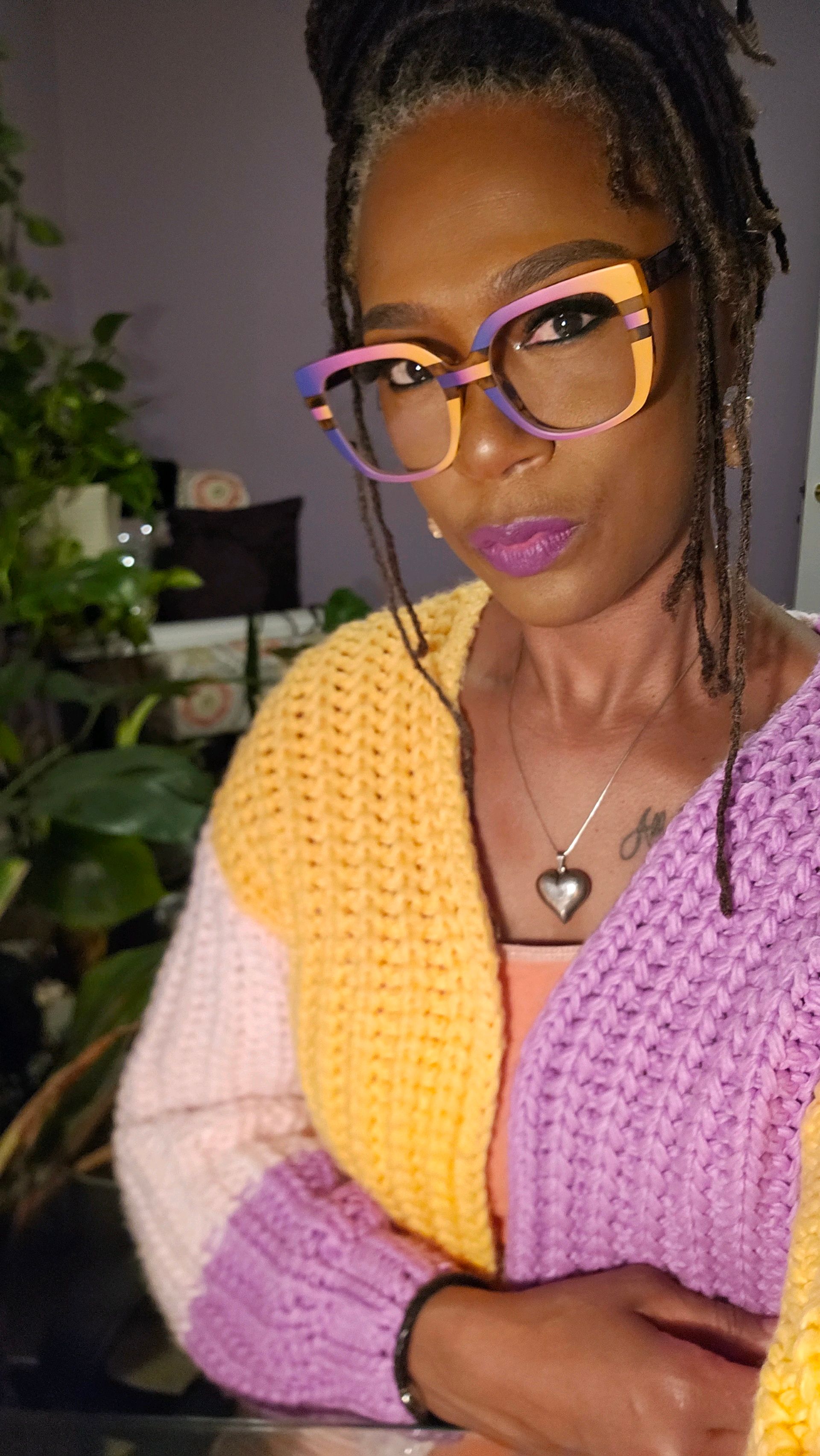 Vooglam review from Tee: It's the colors for me!