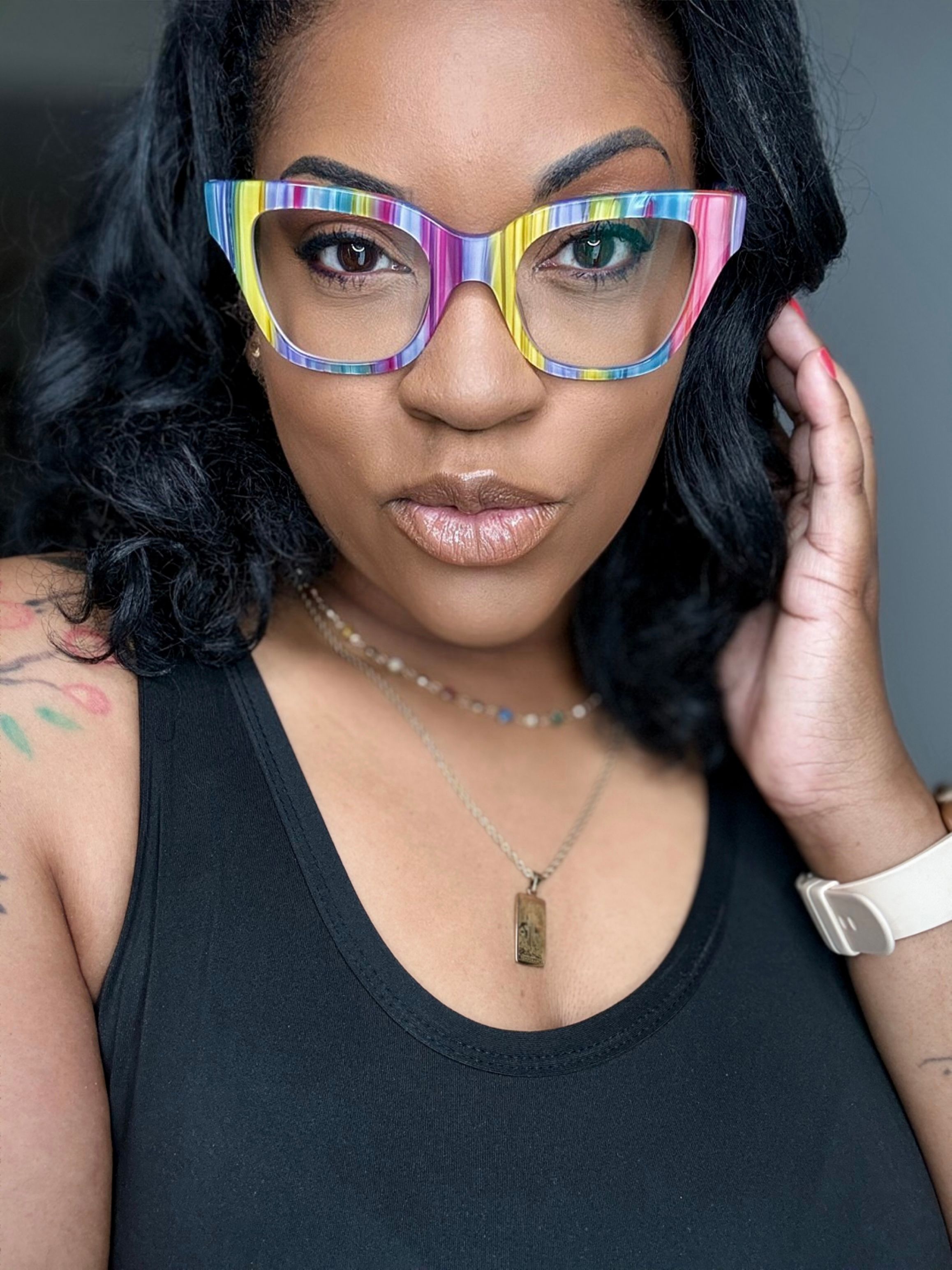 Vooglam review from Porsha G: love the colors!