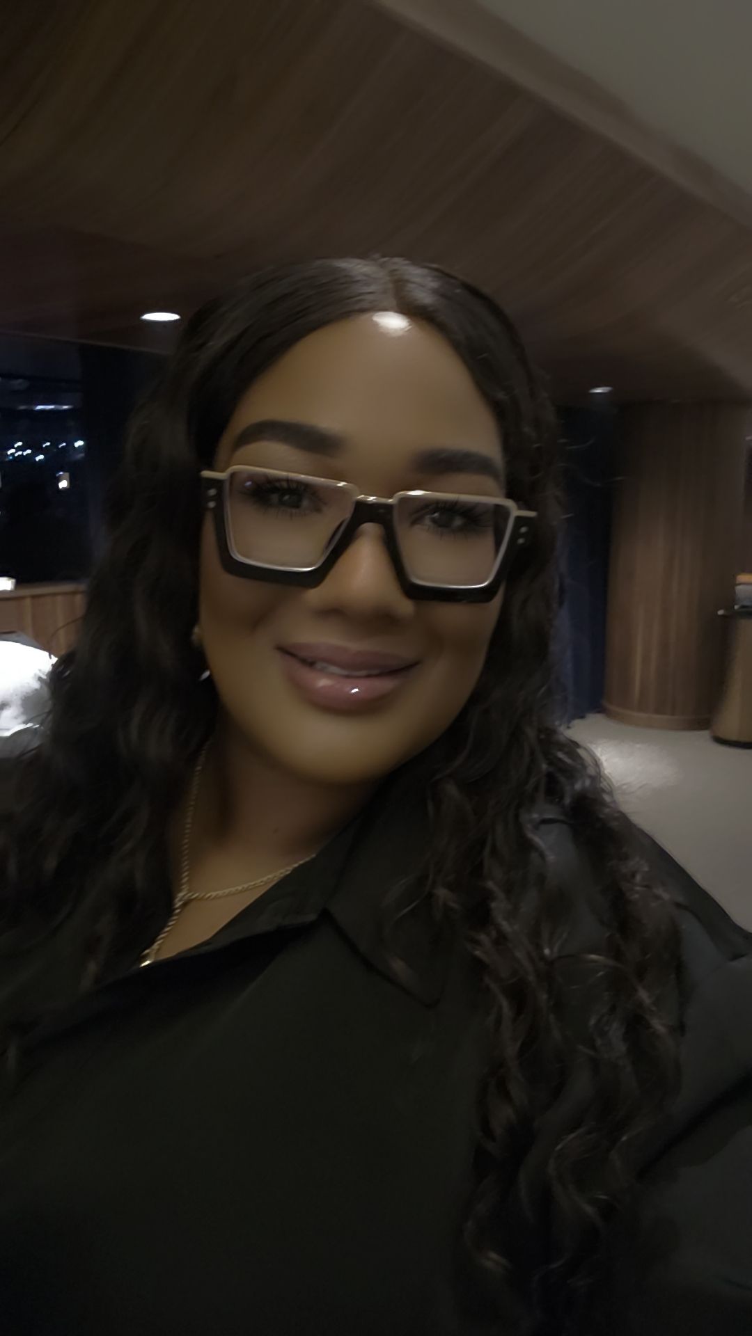 Vooglam review from Naycha: Beautiful frames!!!