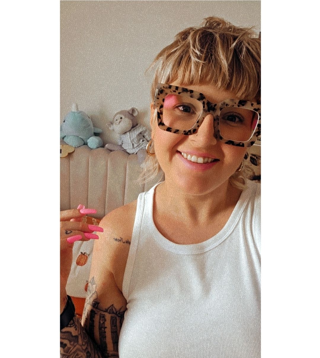 Vooglam review from Shann: Pink tortoise!