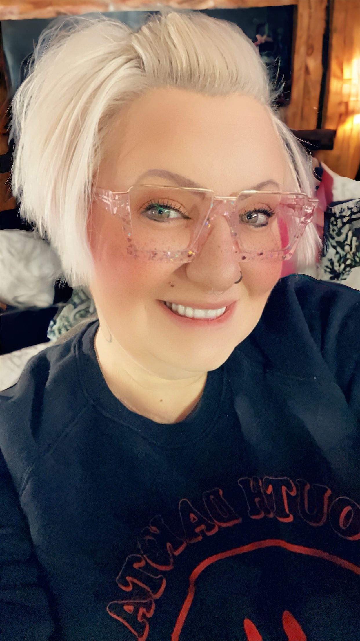Vooglam review from Brenda: Adorable and Sparkly