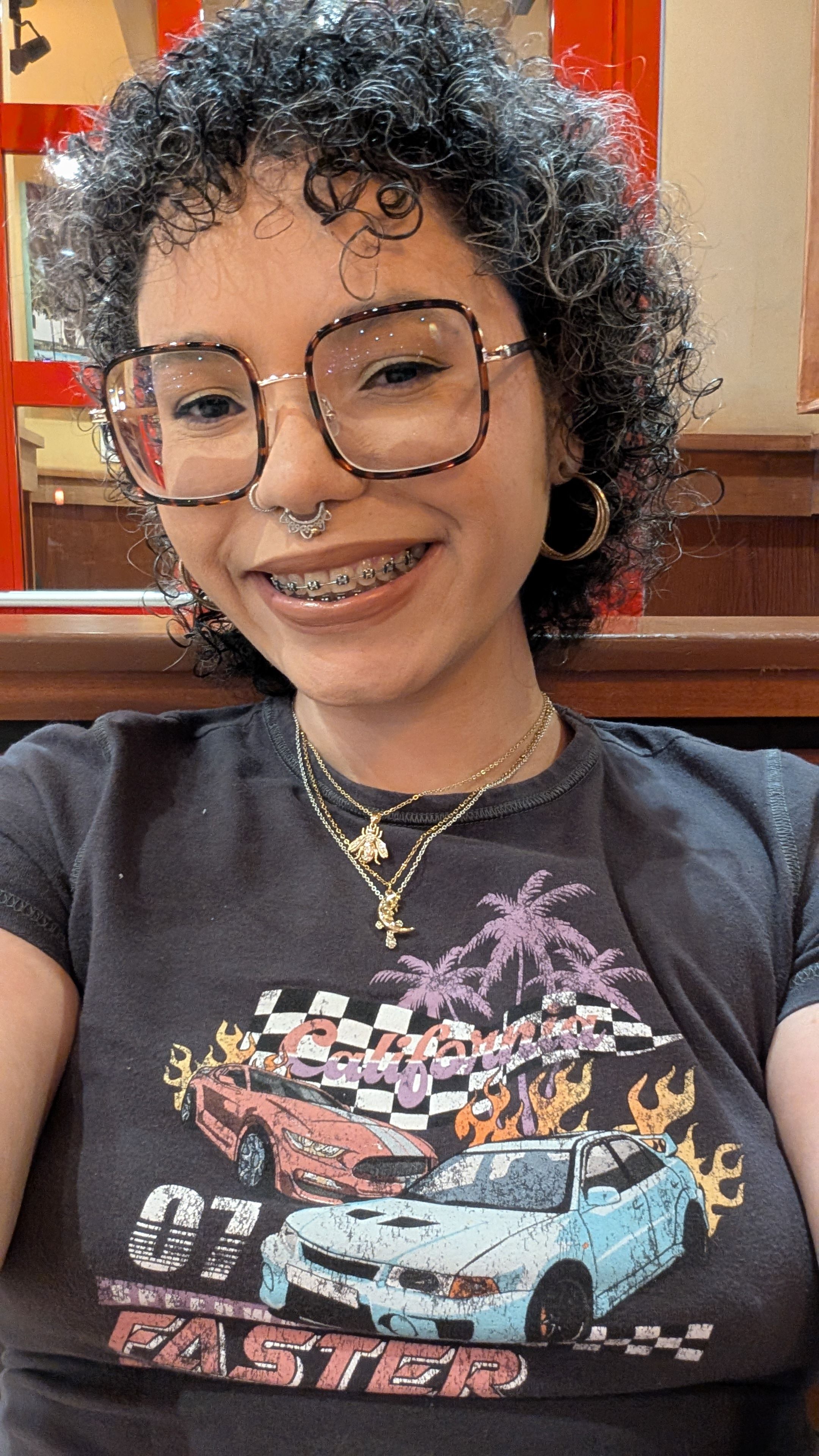 Vooglam review from AlexCrto1: Great choice!