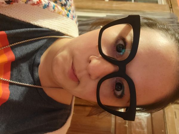 Naila - Square Black Eyeglasses│Vooglam