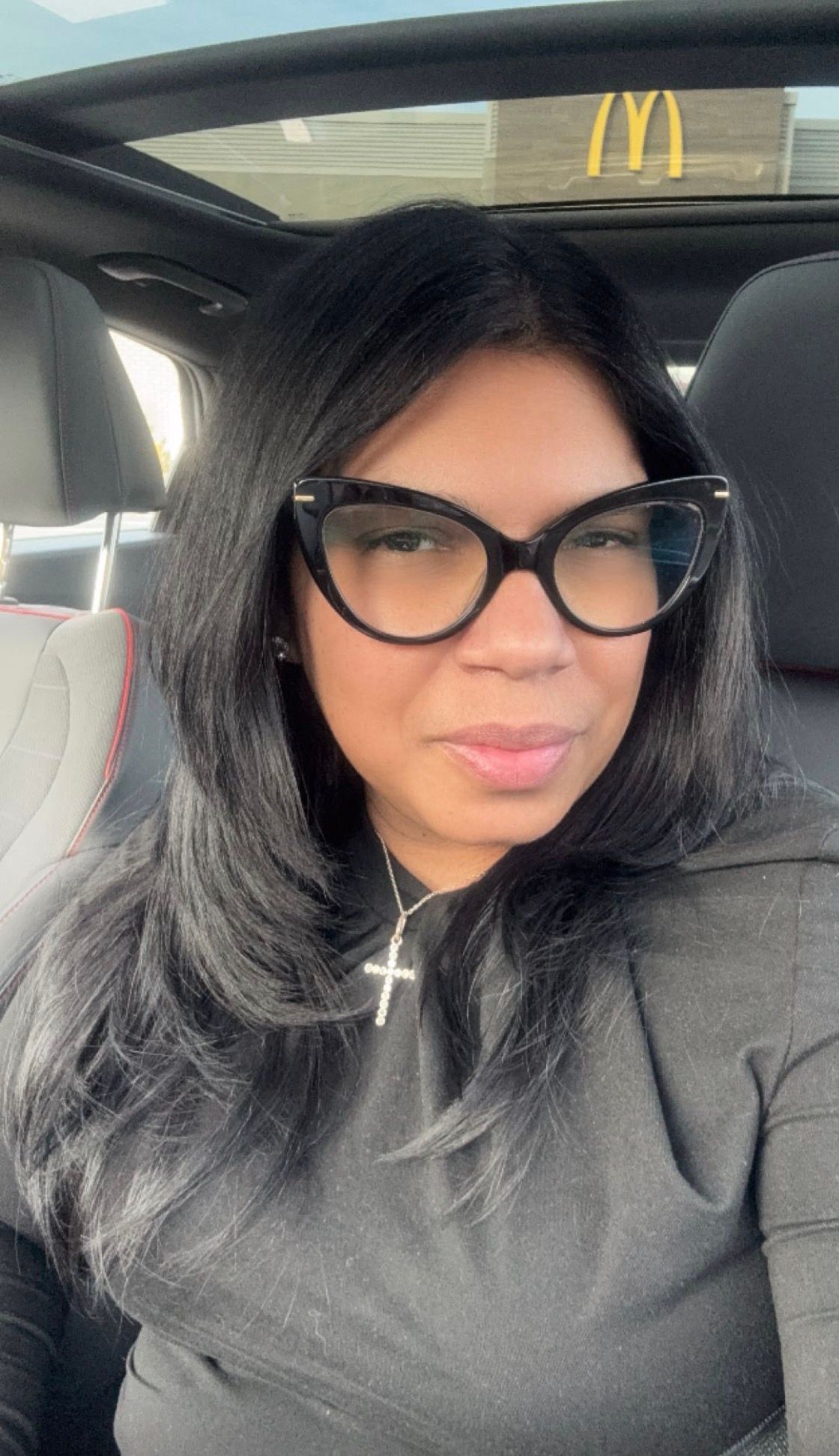 Vooglam review from Marisol Maiato: Sophisticated and Chic