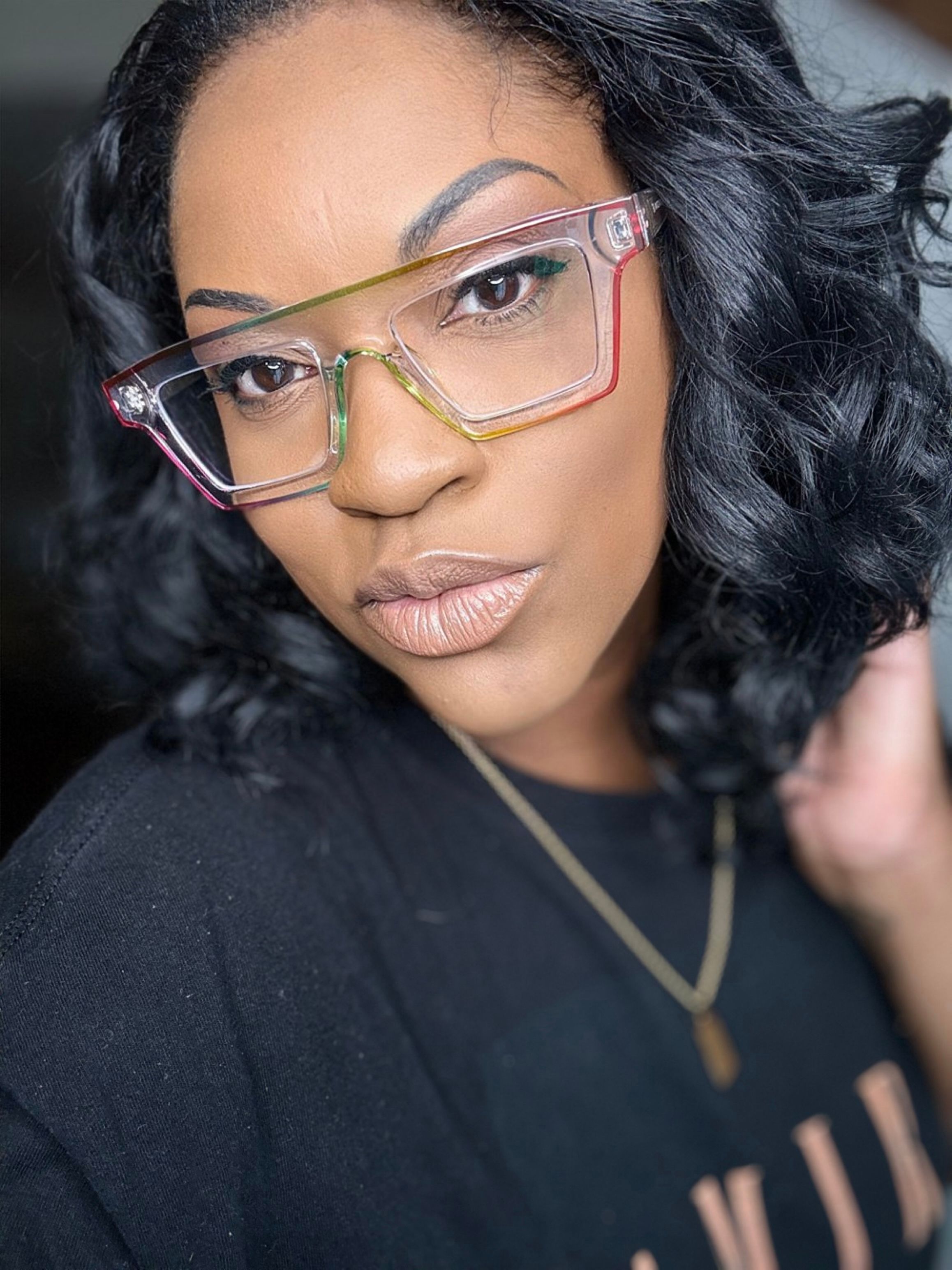 Vooglam review from Porsha G: love the colors