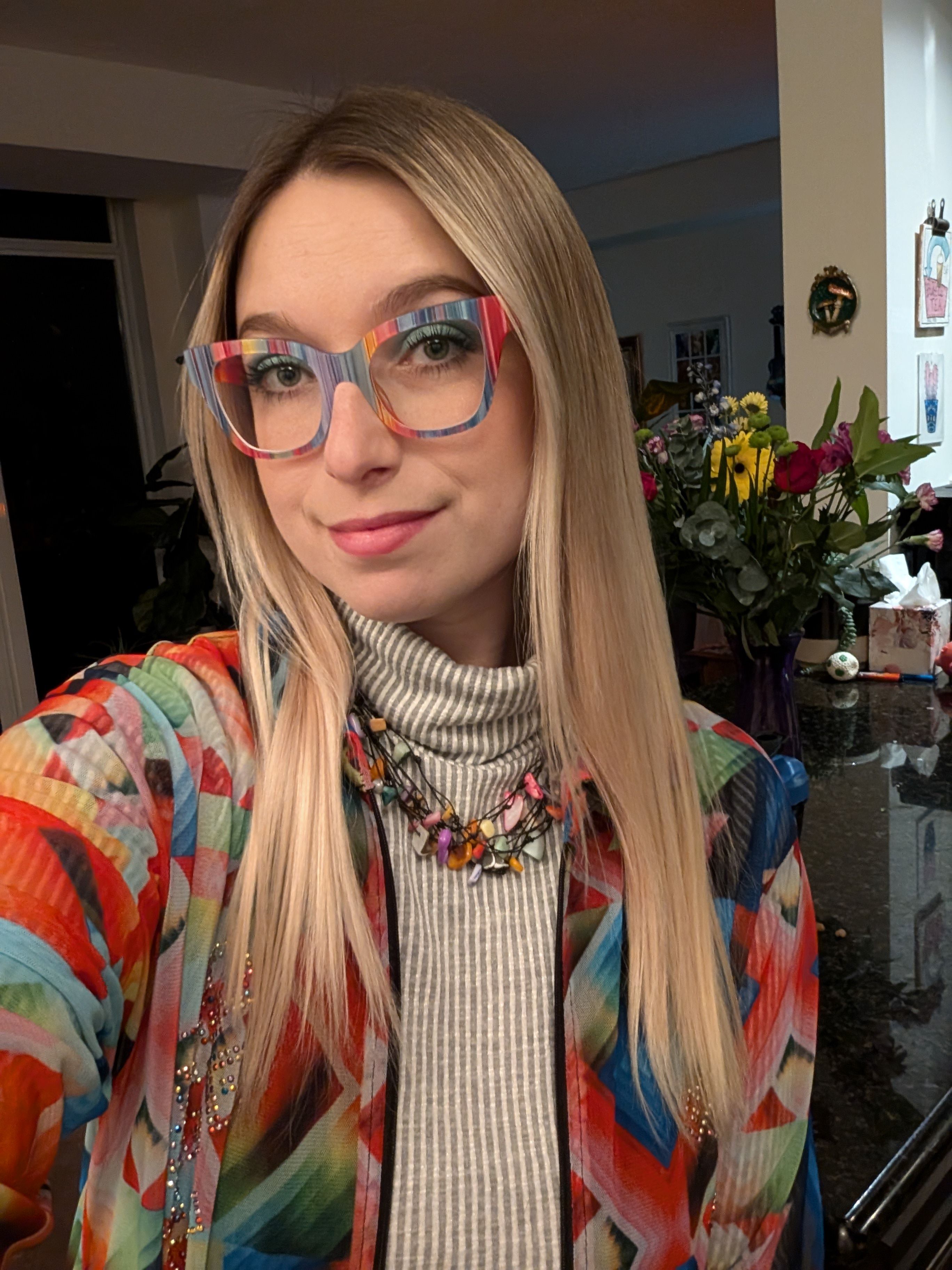 Vooglam review from Janae: Fun and colourful!