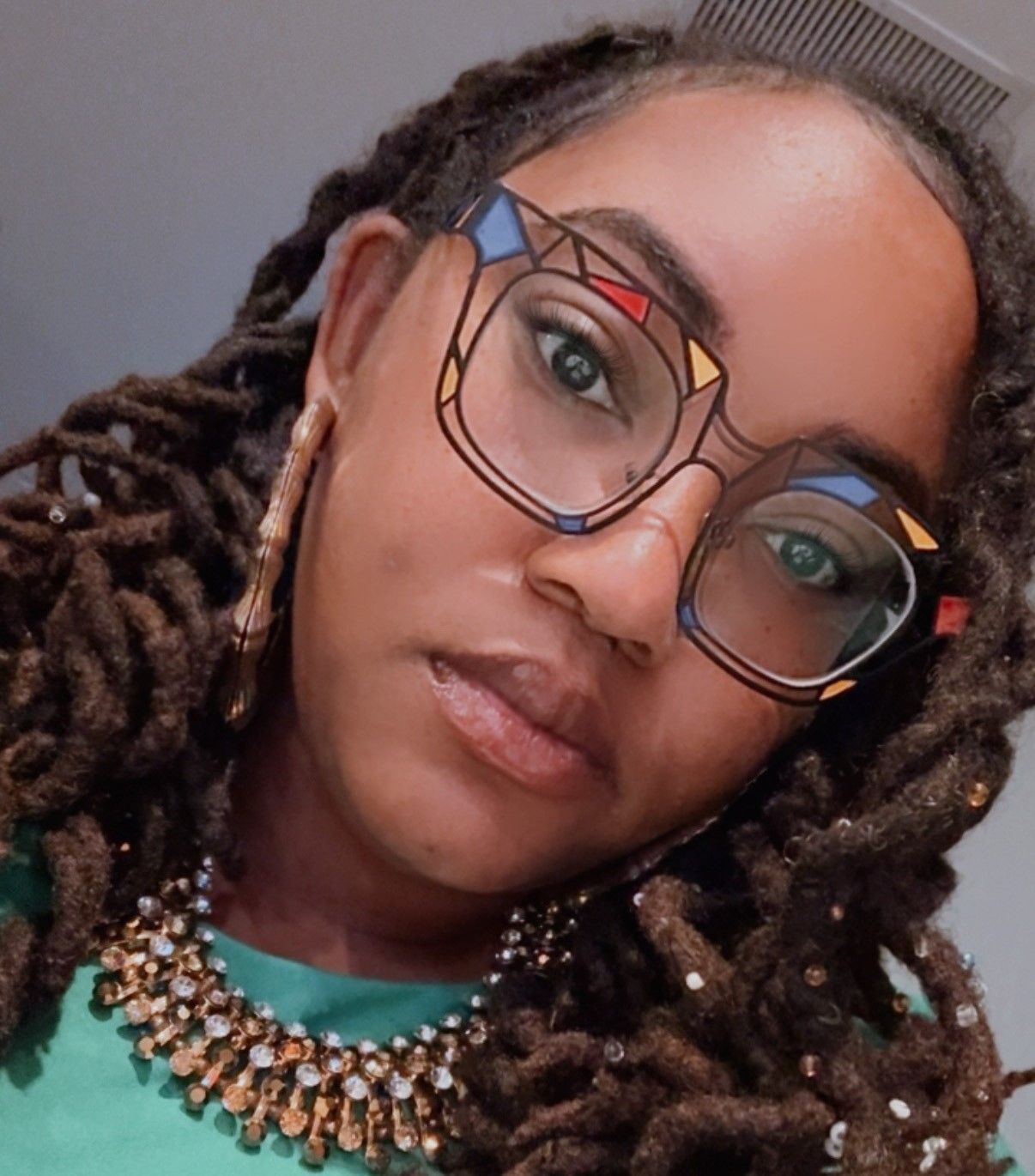 Vooglam review from Markita: Confidence Boost