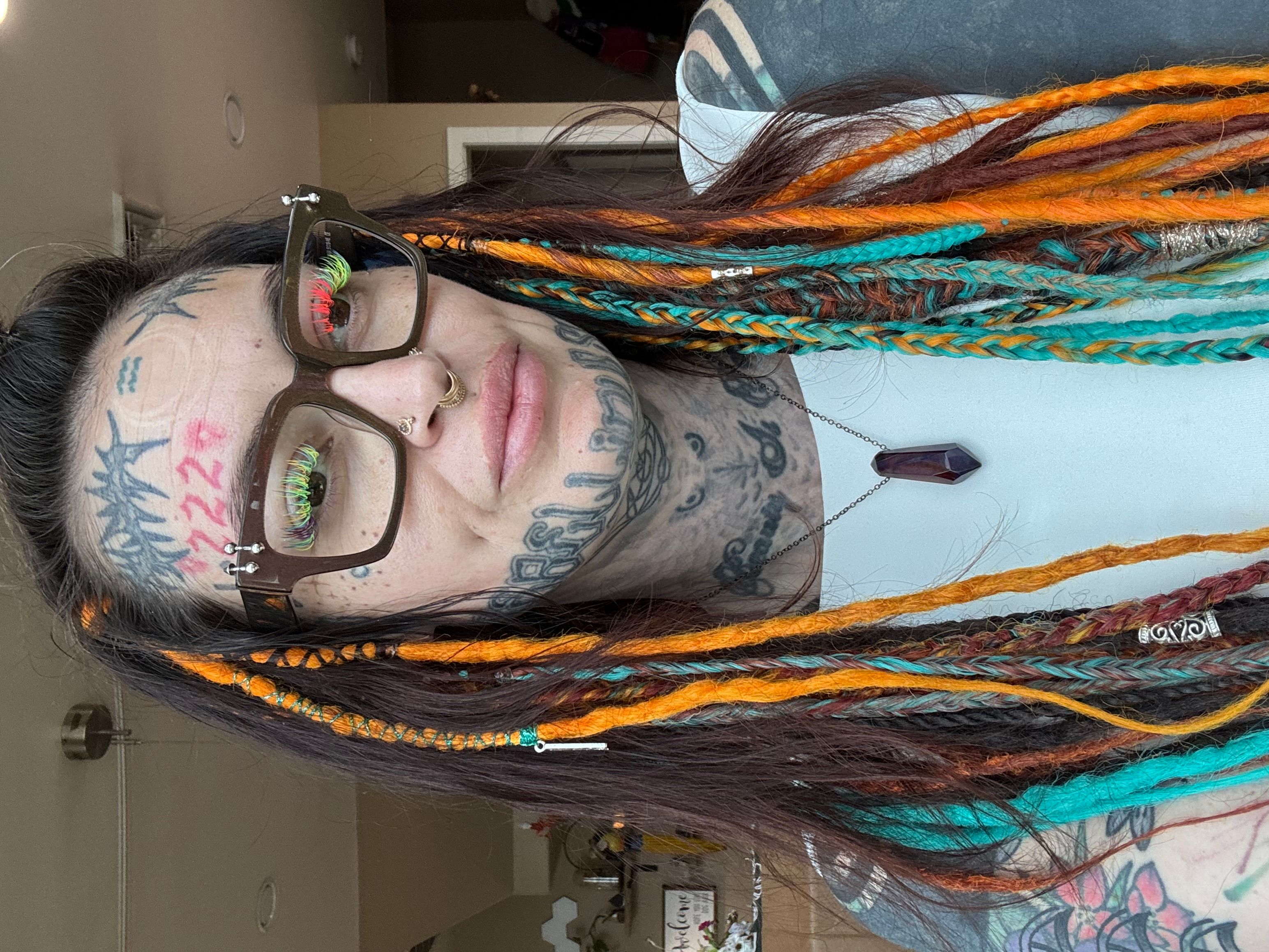 Vooglam review from Amanda: GET THEM