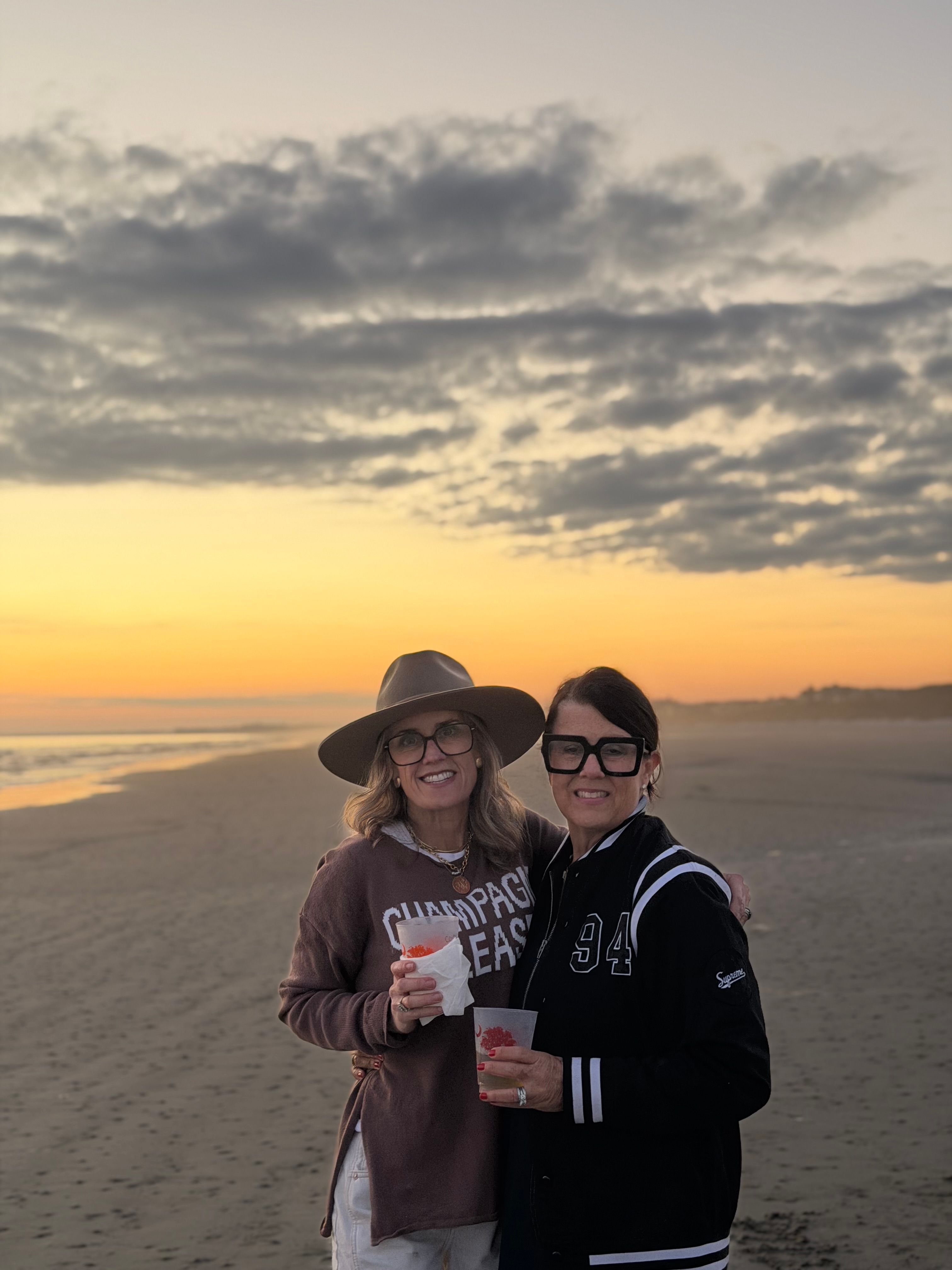 Vooglam review from Megan Costa: Everyone LOVES my glasses!