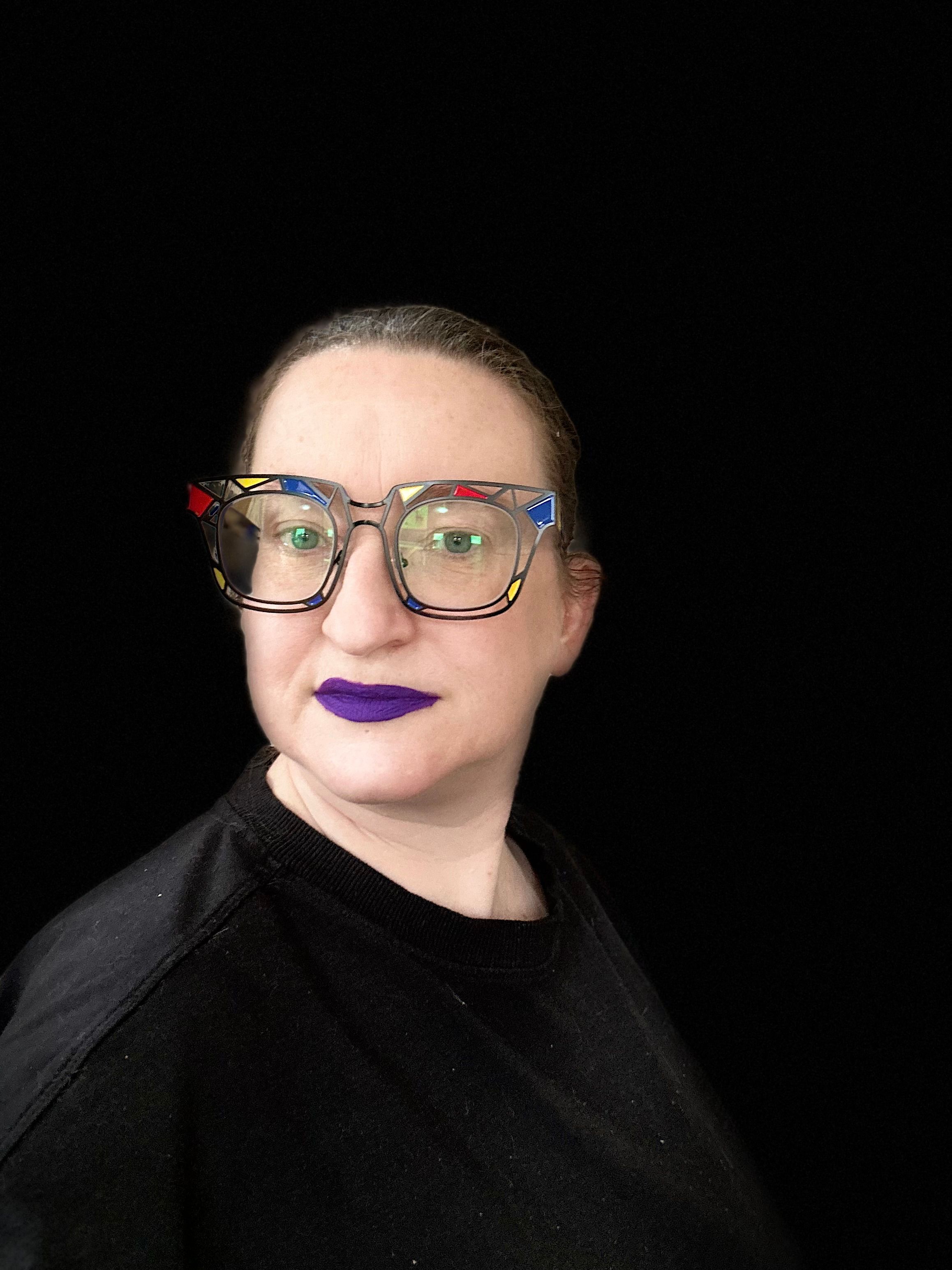 Vooglam review from Rosie: I absolutely love these glasses. The frames look amazing, I get compliments on them everywhere I go! I have a complex and strong prescription which has been perfectly applied so they are my everyday wear