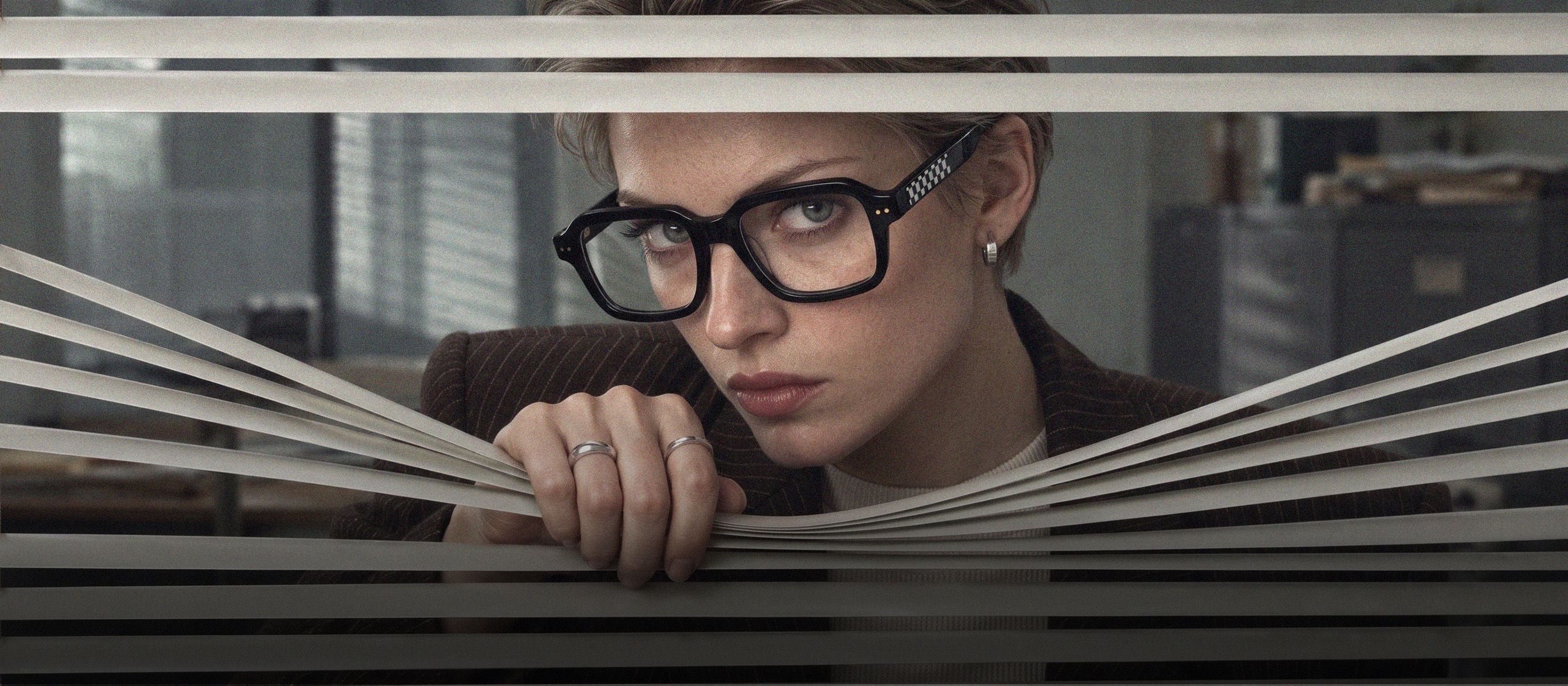 Vooglam retro 90s glasses collection: special artistic glasses for 90s nostalgia, perfect for your vintage outfits