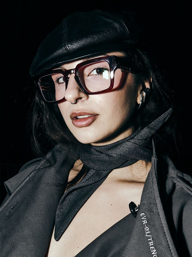 See the real world look of Sharp Discipline Vooglam glasses