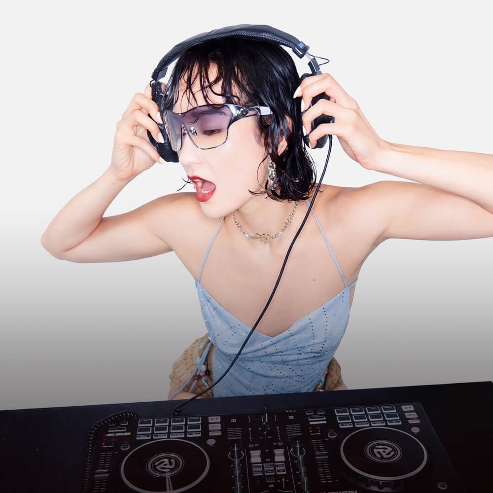 Vooglam Designer Collaborations: VOOGLAM x Mona Matsuoka