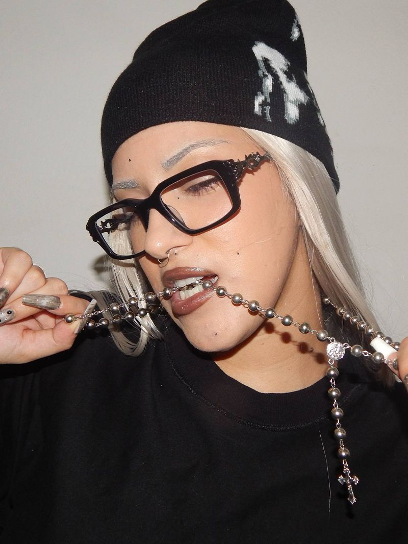 See the real world look of Fearless Structure Vooglam glasses