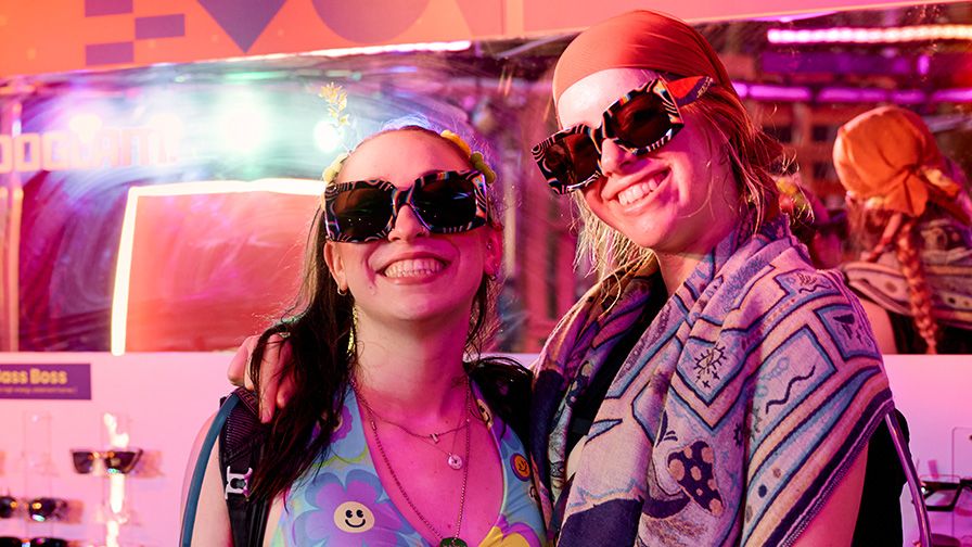 Every Stop Deserves Bold Eyewear