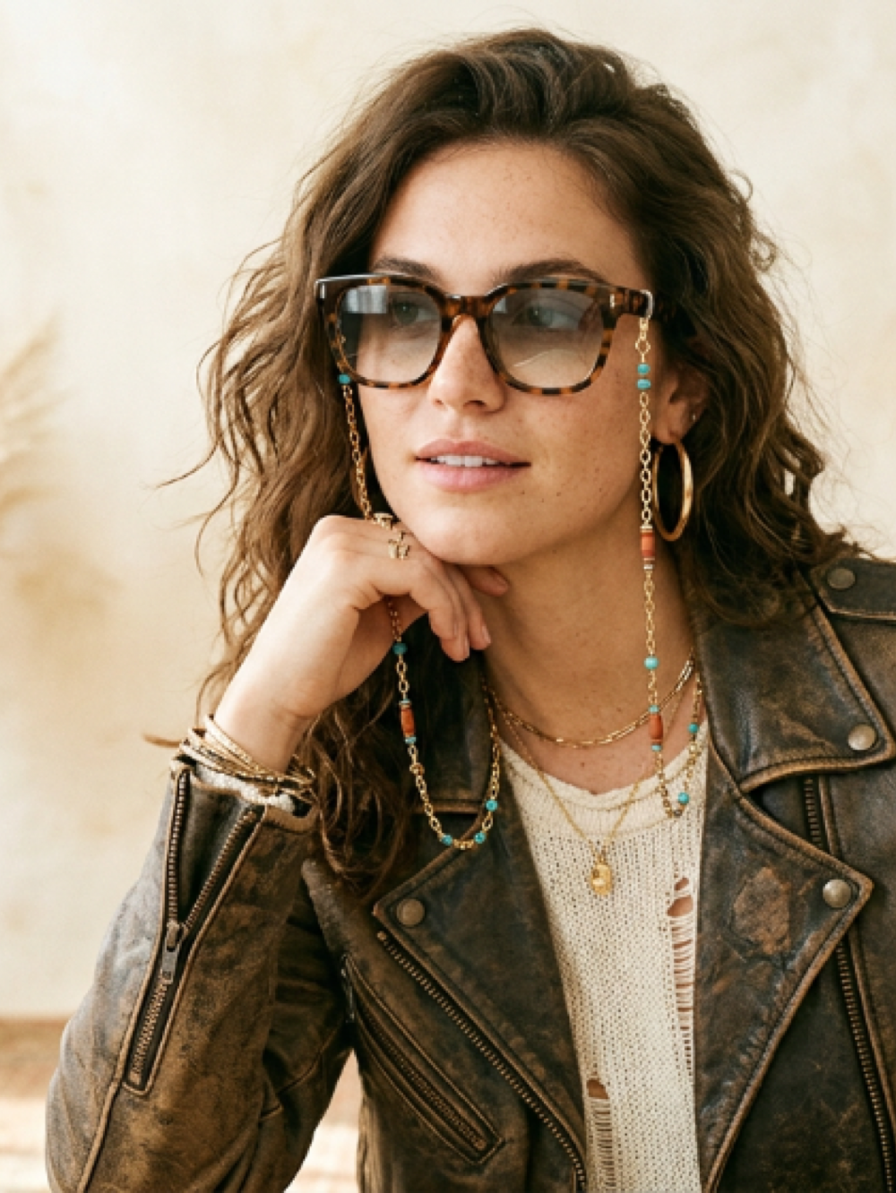 wearing Vooglam Moto Boho glasses Spacek in nomad life style