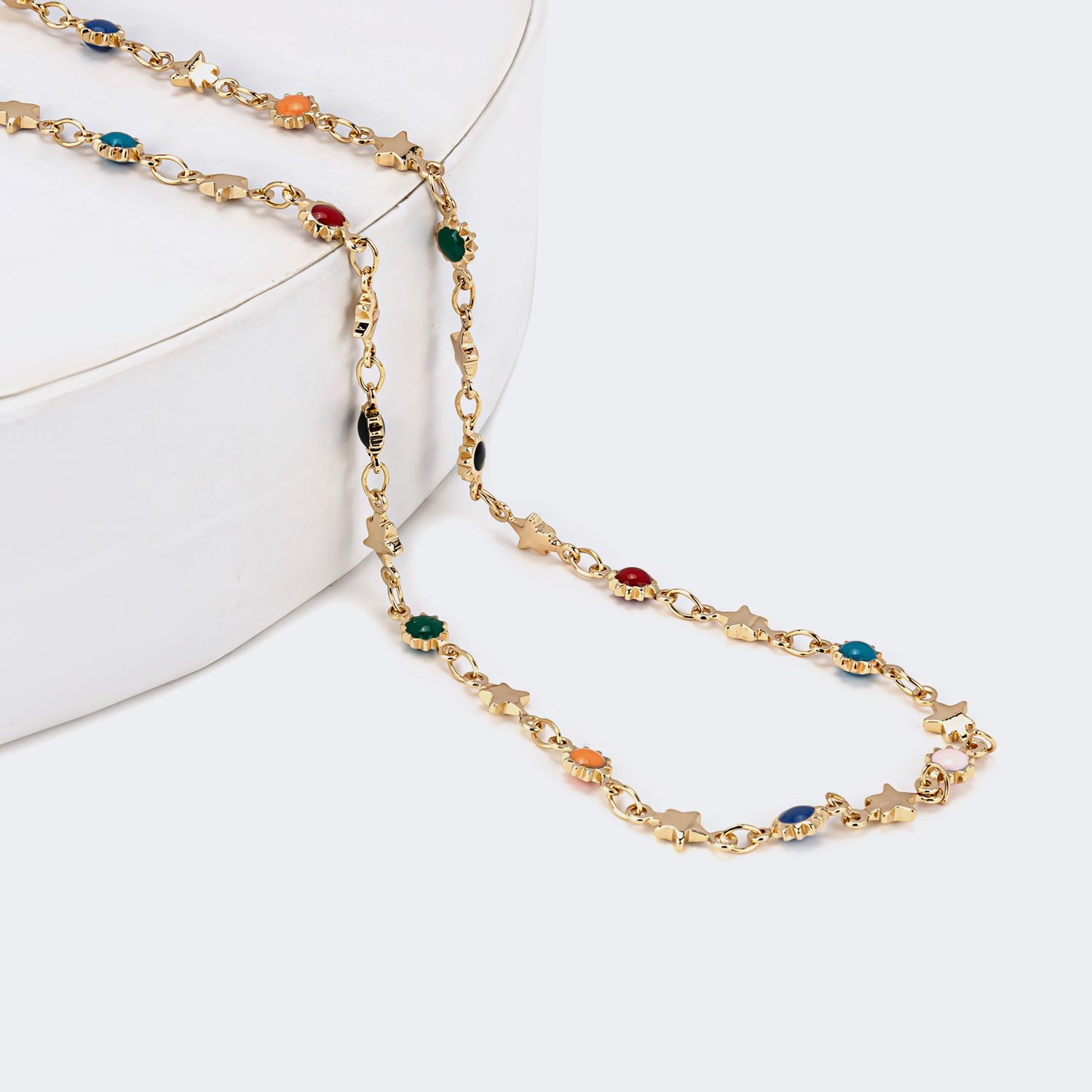 Graceful Glasses Chains | Vooglam.com Angle View