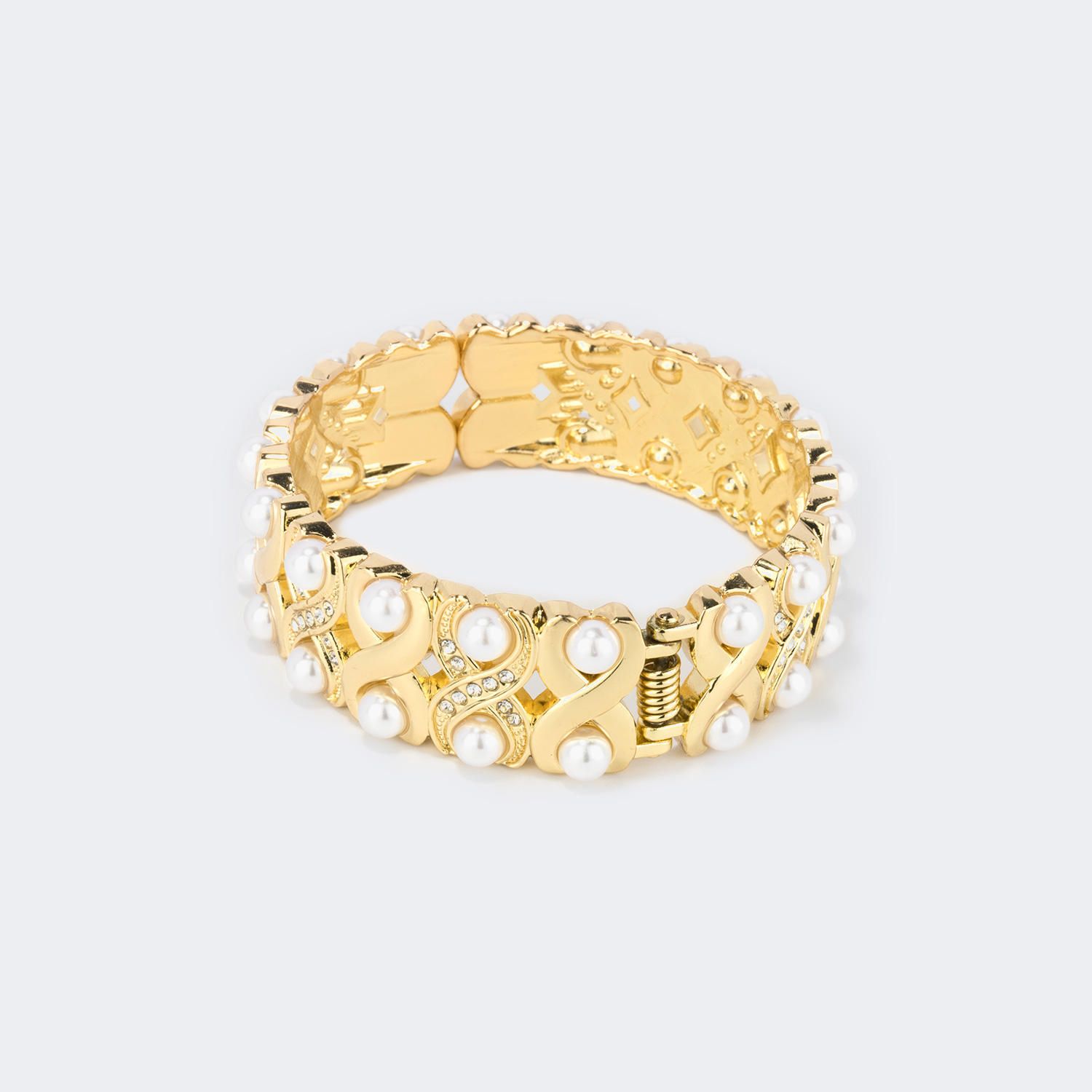 Baroque Artificial Pearl Bracelet | Vooglam.com Angle View