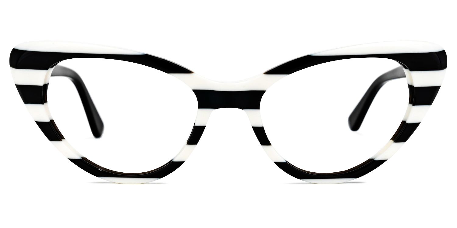 Castillo - Cat Eye Black Eyeglasses | Vooglam Angle View