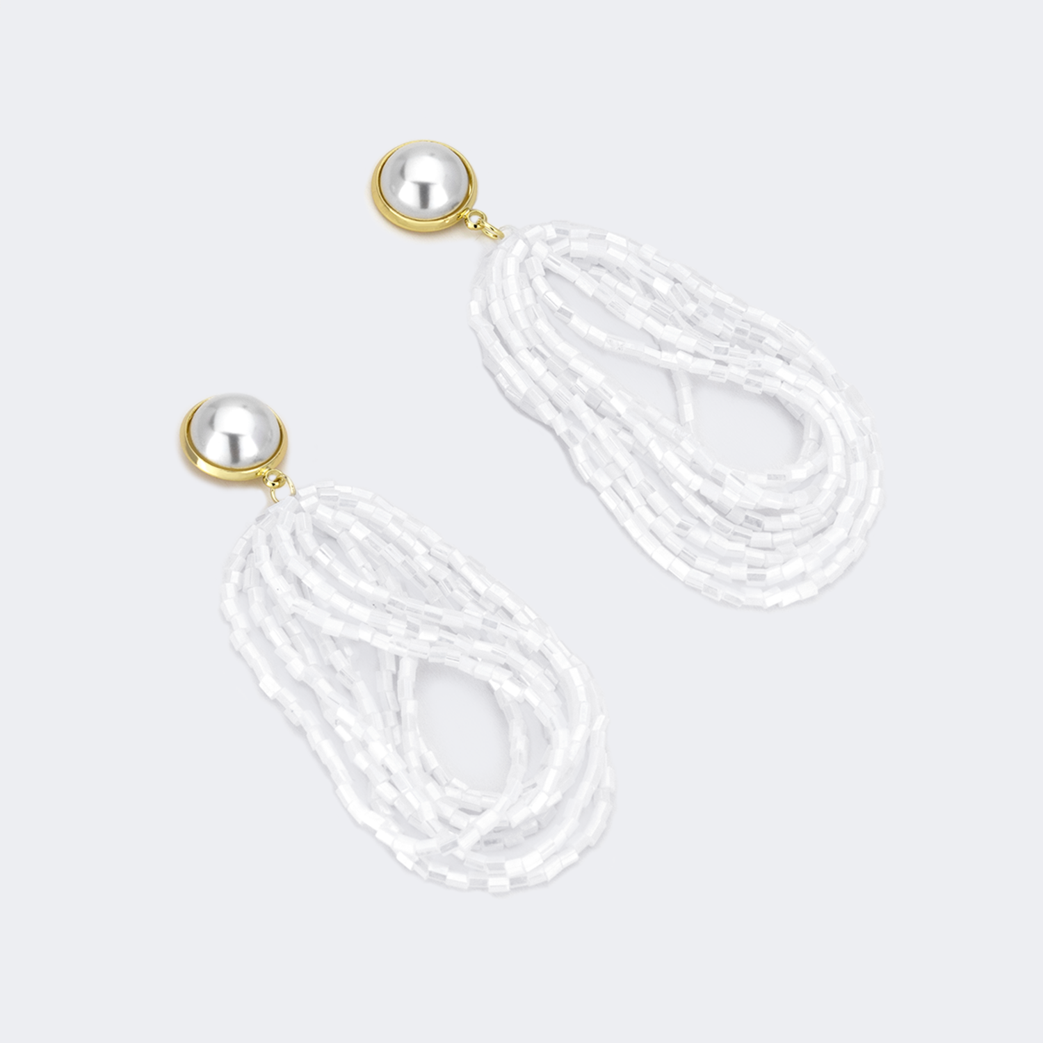 Handmade Beaded Pierced Earrings | Vooglam.com Angle View