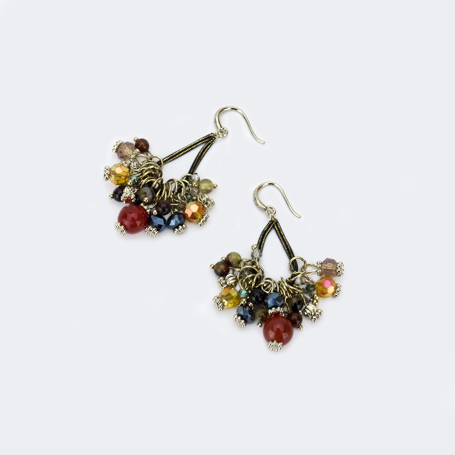 Handmade Colorful Pierced Earrings | Vooglam.com Angle View
