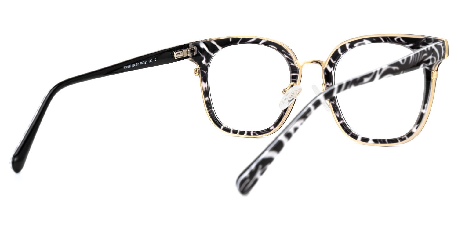 Aguilera - Square Black Eyeglasses | Vooglam Side View