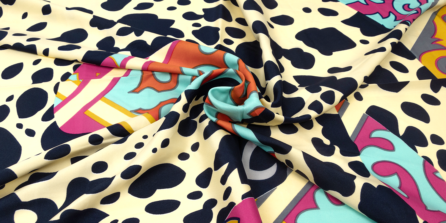 Vivid Galloping Horse Scarf product detail 3
