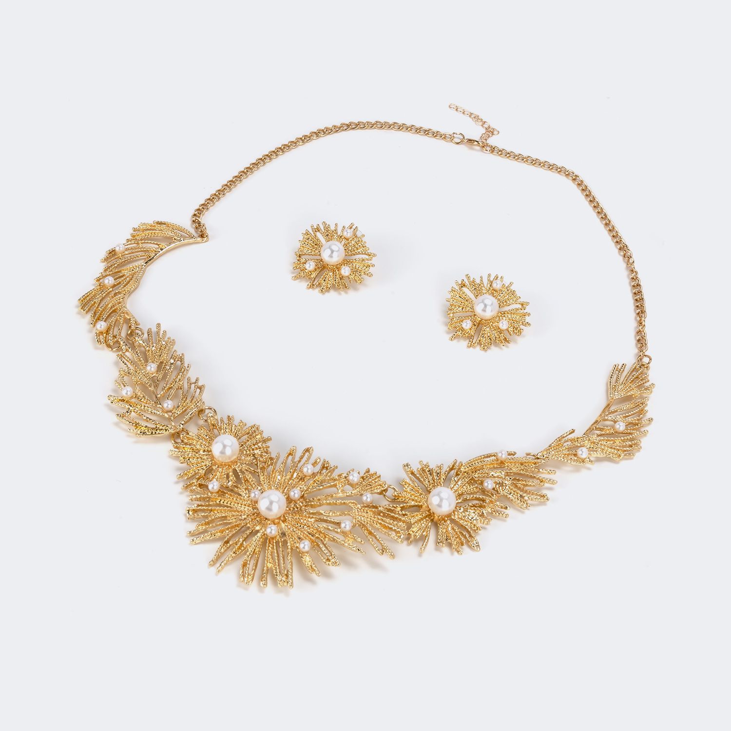 Exquisite Sunflower Jewelry Set | Vooglam.com Side View