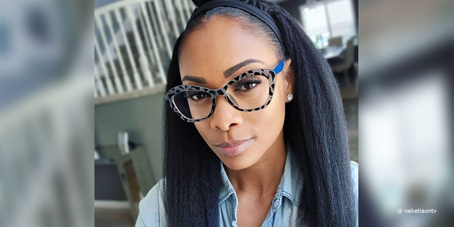 Rectangle Blue Eyeglasses | Vooglam.com 5