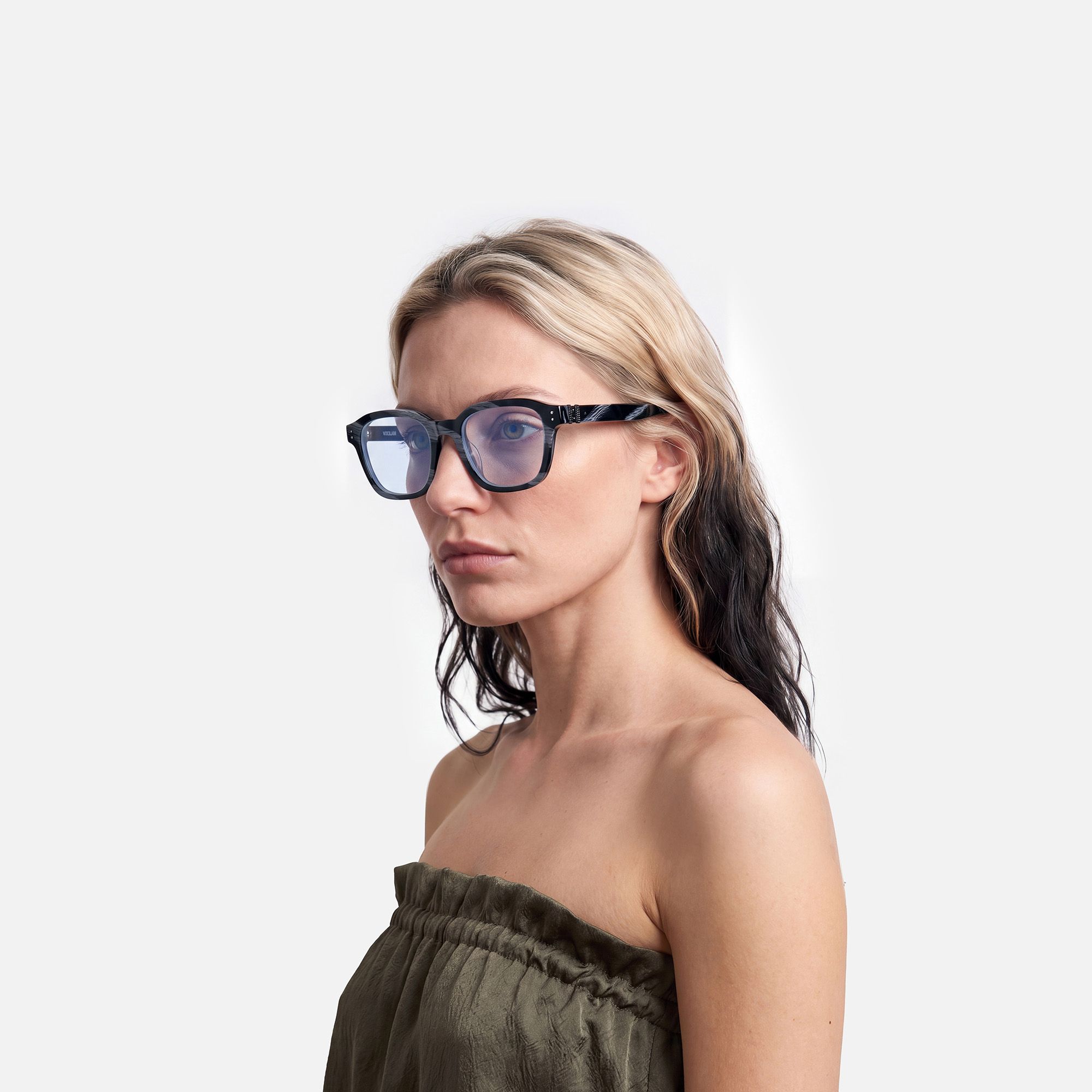 Rainier - Blue Lens Dark Blue Horn Sunglasses by Vooglam - Side View On Model
