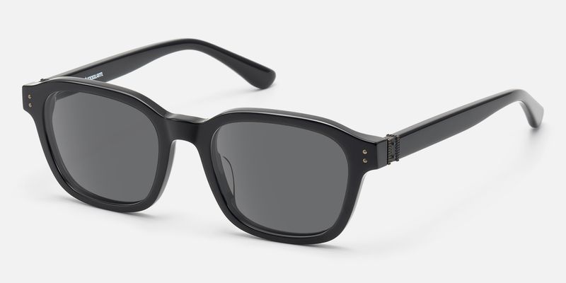 Rainier - Dark Gray Tint Black Zipper Sunnies | Vooglam