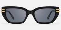 Nomad - Black Cat eye Sunglasses | Vooglam Angle View