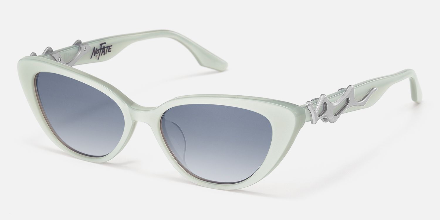 No Fate - Cat Eye Black Sunglasses | Vooglam Front View