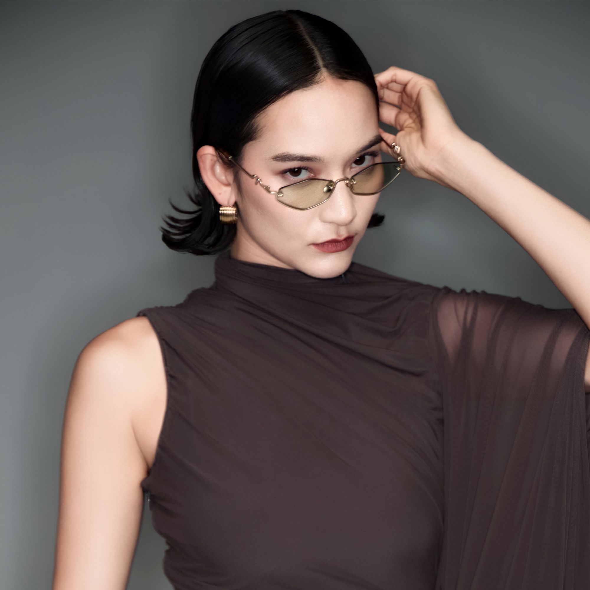 Explore the design story of Niseko - Silver Octagon Light Tint Half Rim Shades | Vooglam