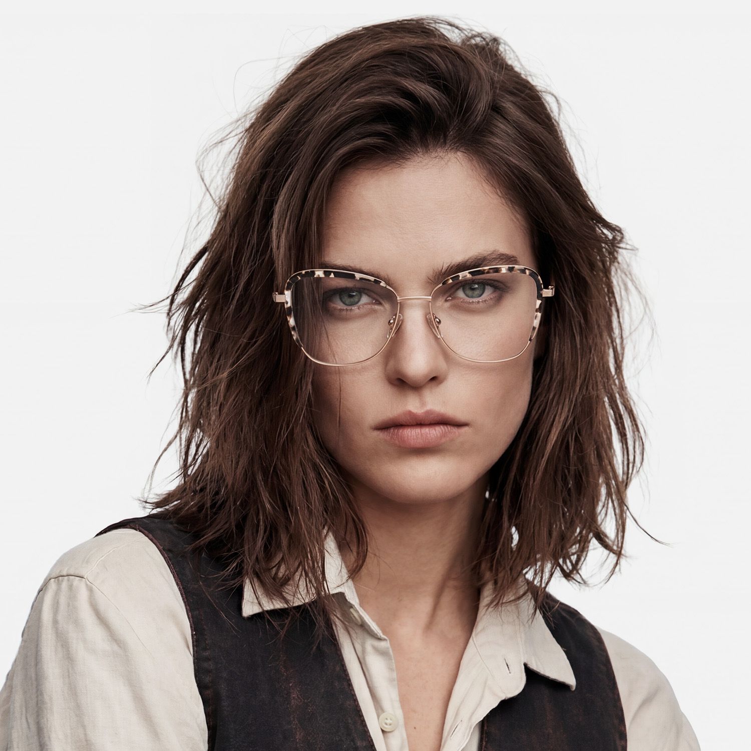 Explore the design story of Haze - Butterfly Tortoise Eyeglasses | Vooglam