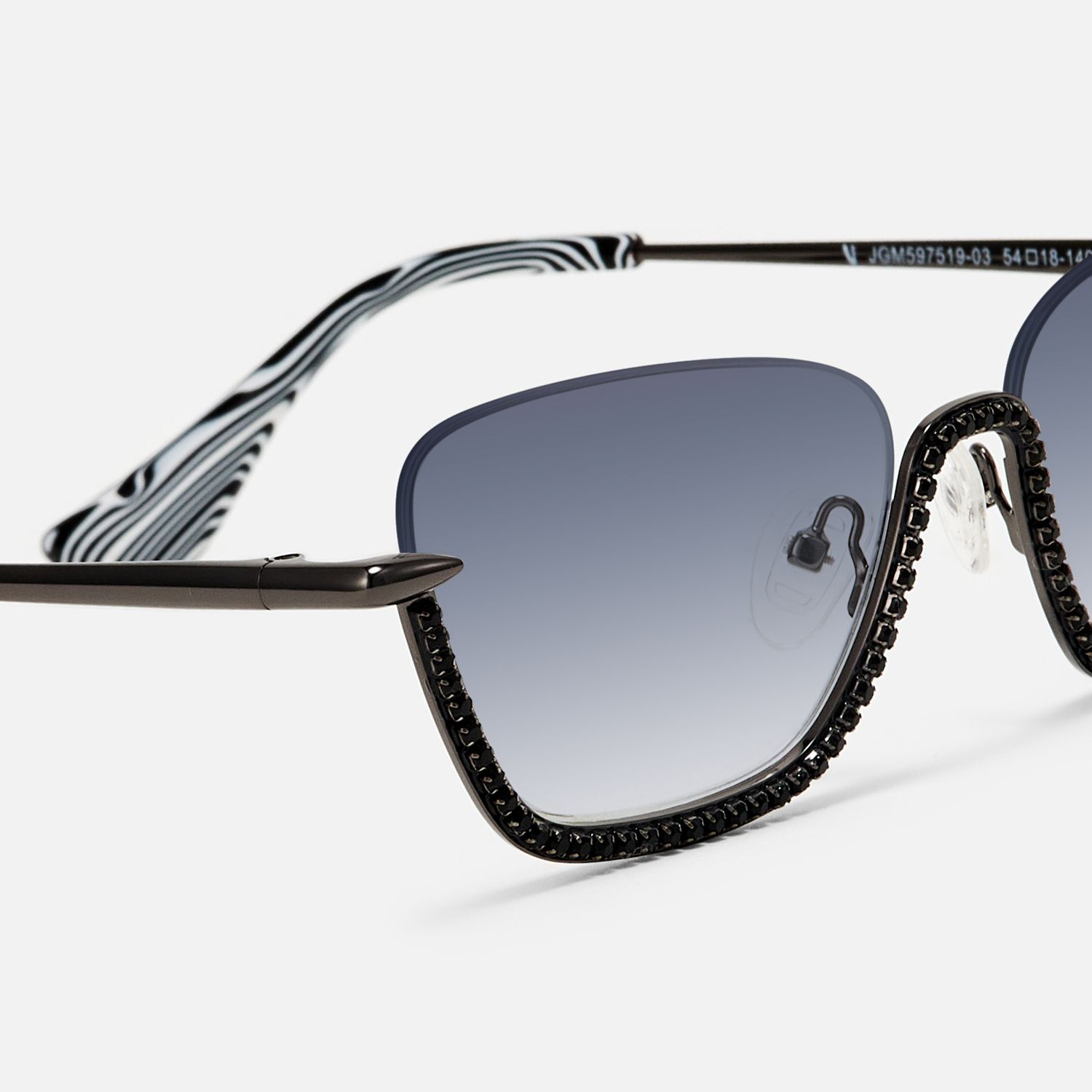 Viva - Cat Eye Black Sunglasses | Vooglam Design Details