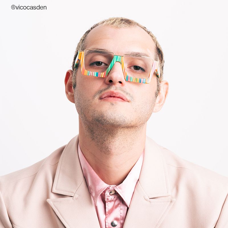 Dardhan - Rectangle Multicolor Eyeglasses offers both fashion and practicality. The advanced frames ensure clear vision at any distance, while the stylish frames provide a unique look that is perfect for any occasion.