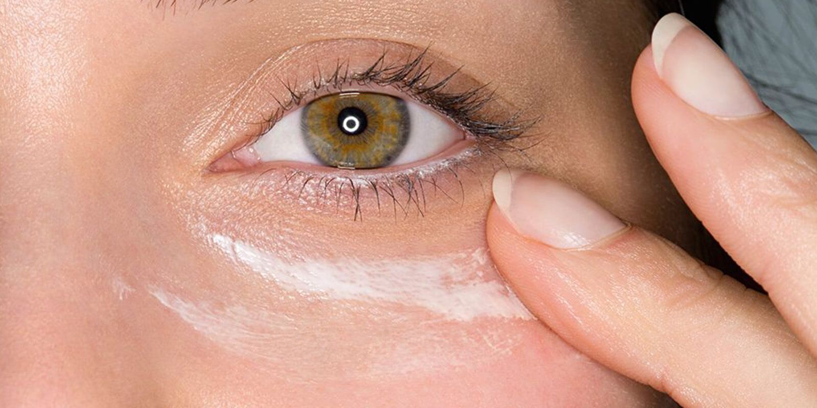 Using Skin Care Products to Reduce Eye Bags